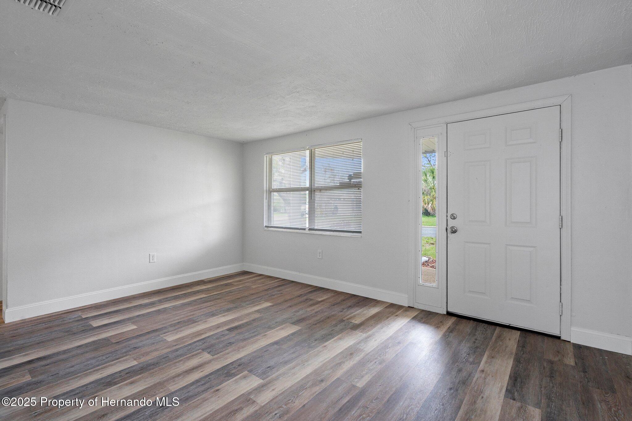 6414 Kelso Drive, Port Richey, Florida image 10