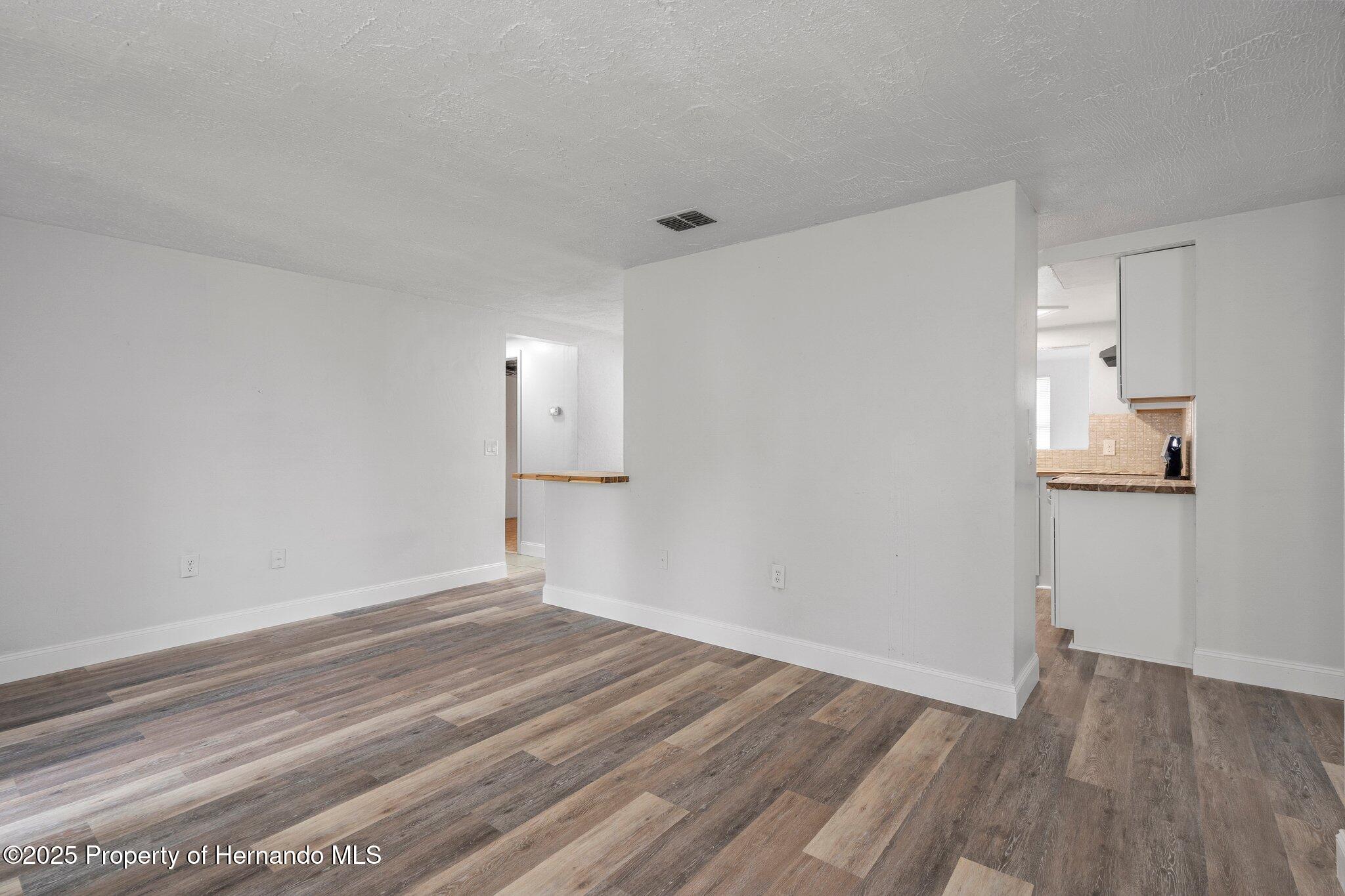 6414 Kelso Drive, Port Richey, Florida image 12