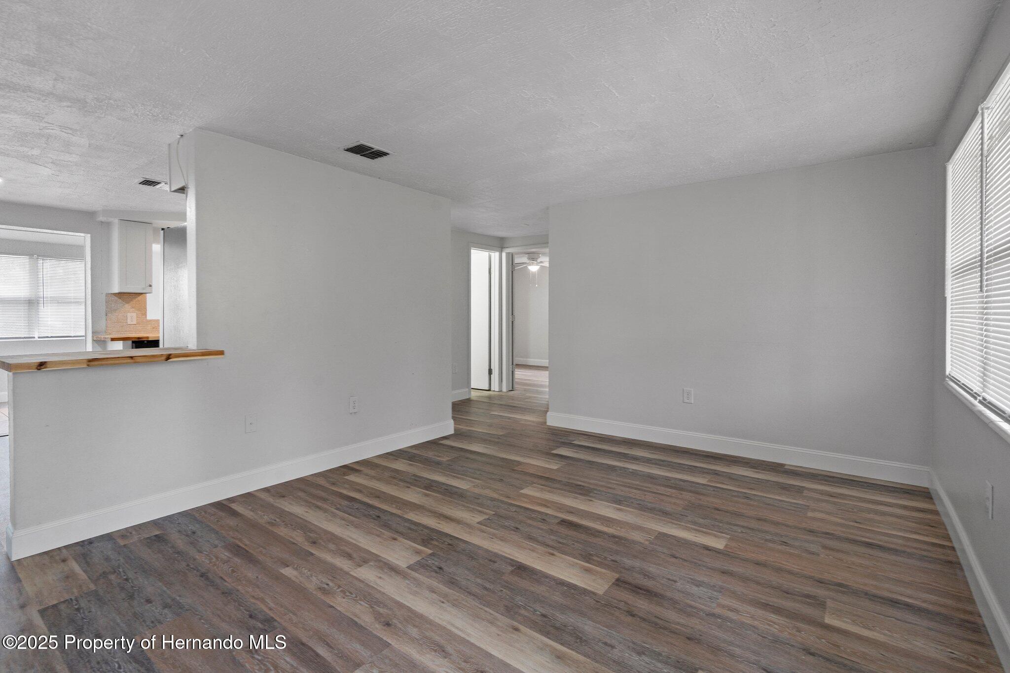 6414 Kelso Drive, Port Richey, Florida image 8