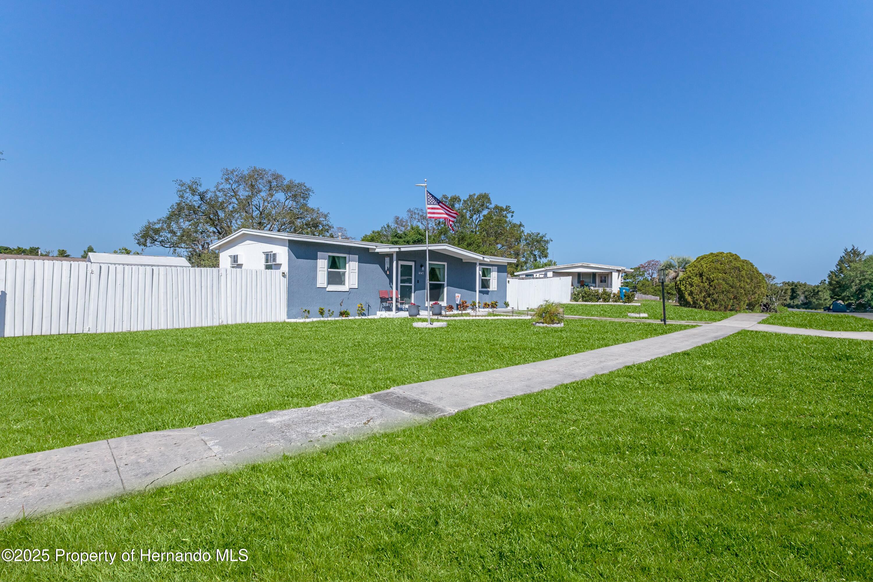 447 Briarwood Lane, Spring Hill, Florida image 4