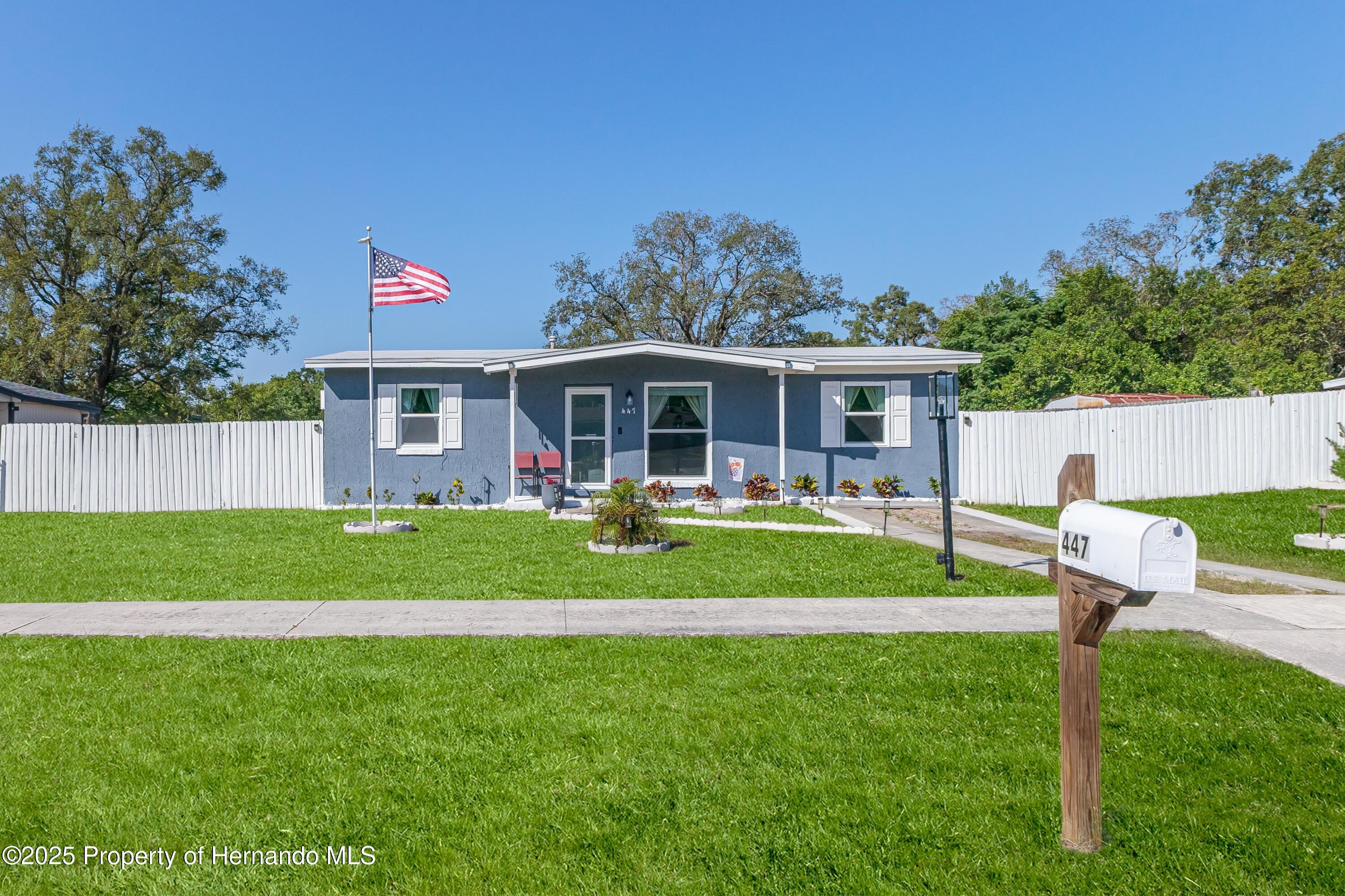 447 Briarwood Lane, Spring Hill, Florida image 2