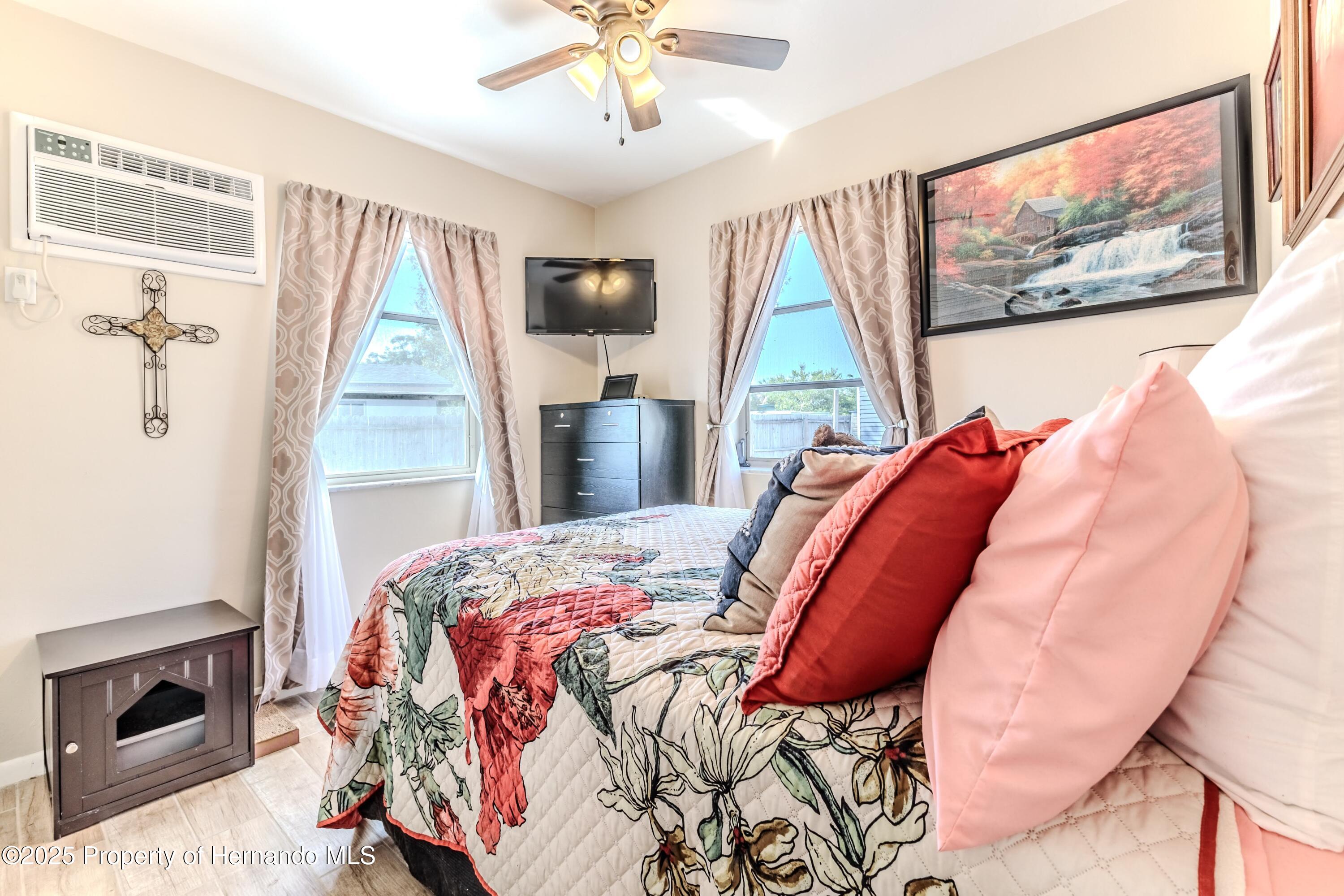 447 Briarwood Lane, Spring Hill, Florida image 22