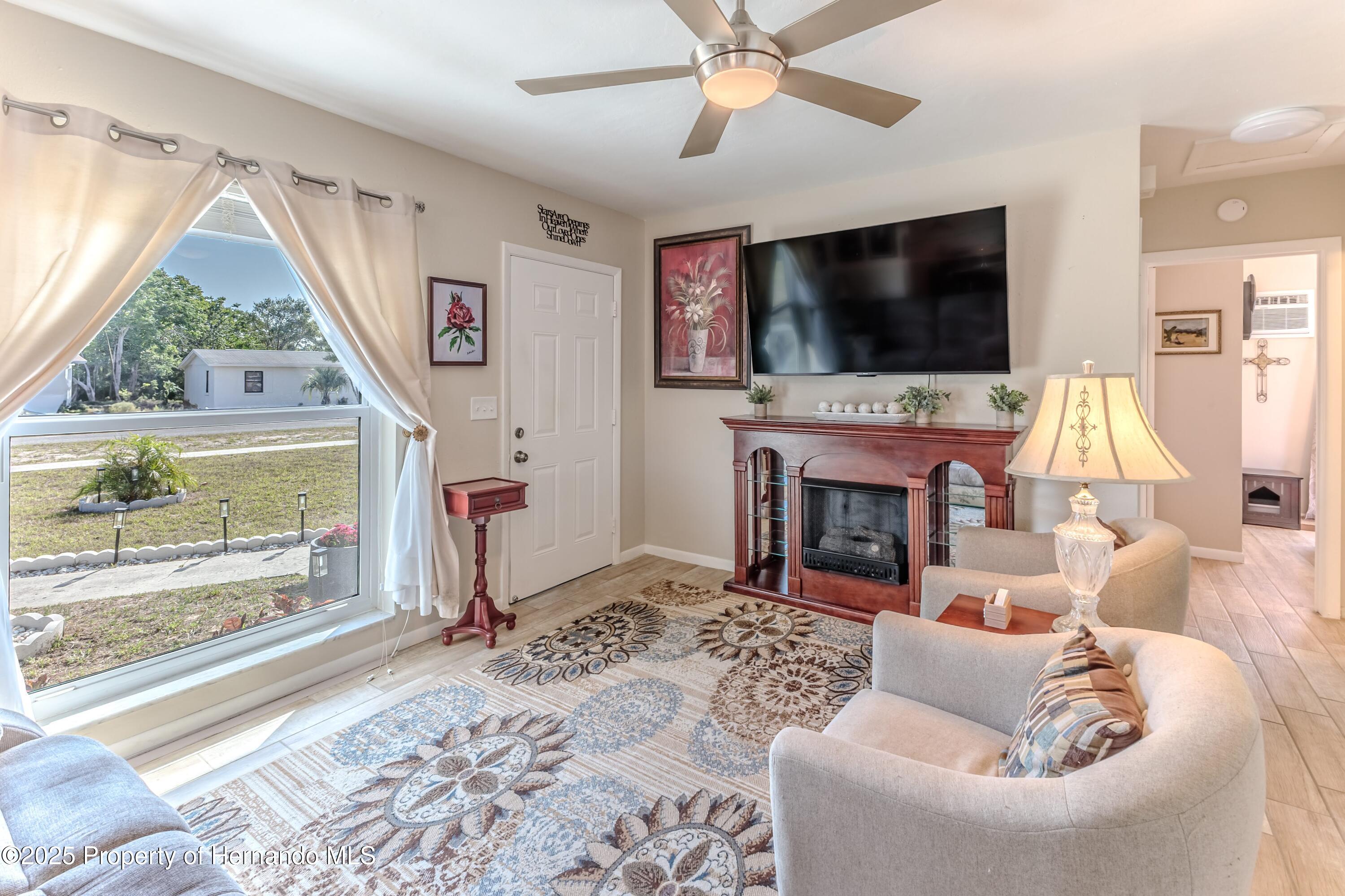 447 Briarwood Lane, Spring Hill, Florida image 6