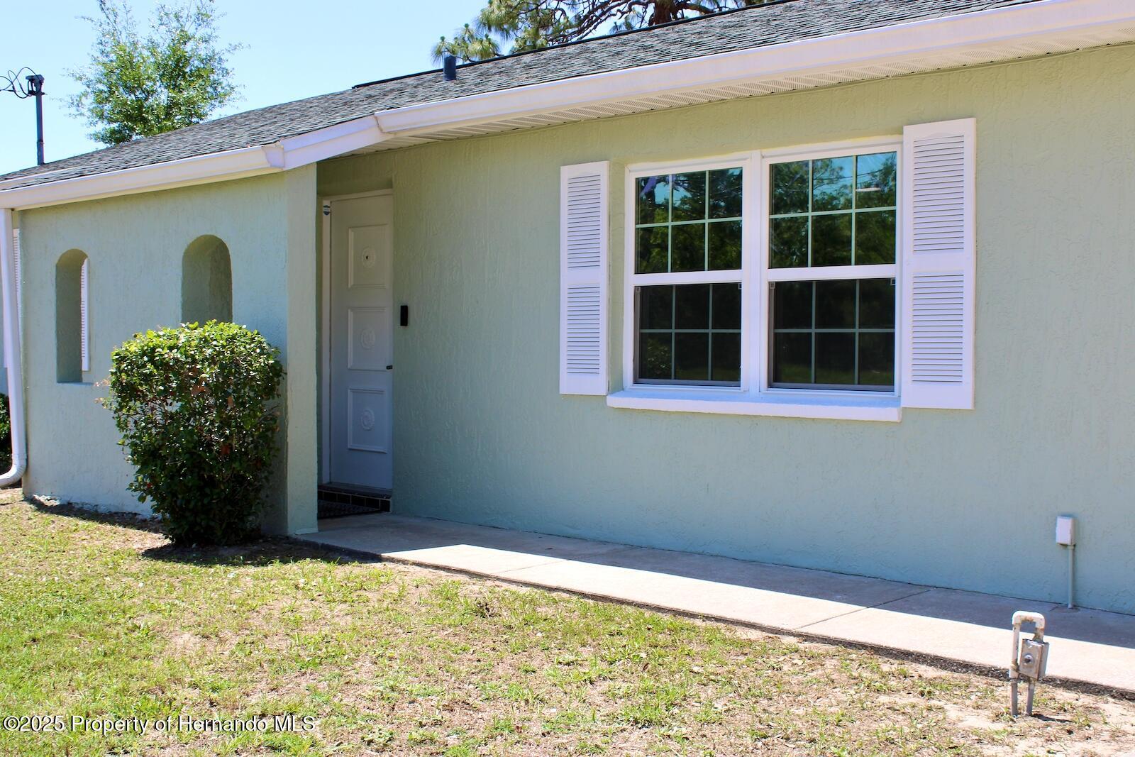 13180 Lawrence Street, Spring Hill, Florida image 6