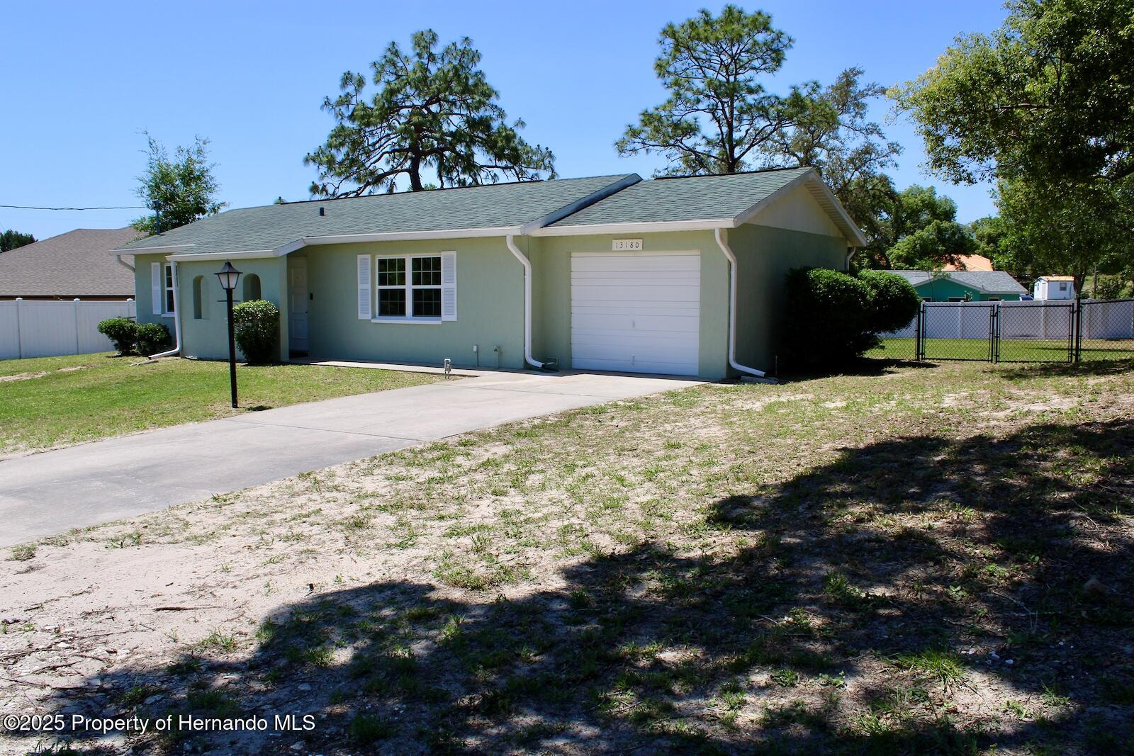 13180 Lawrence Street, Spring Hill, Florida image 5