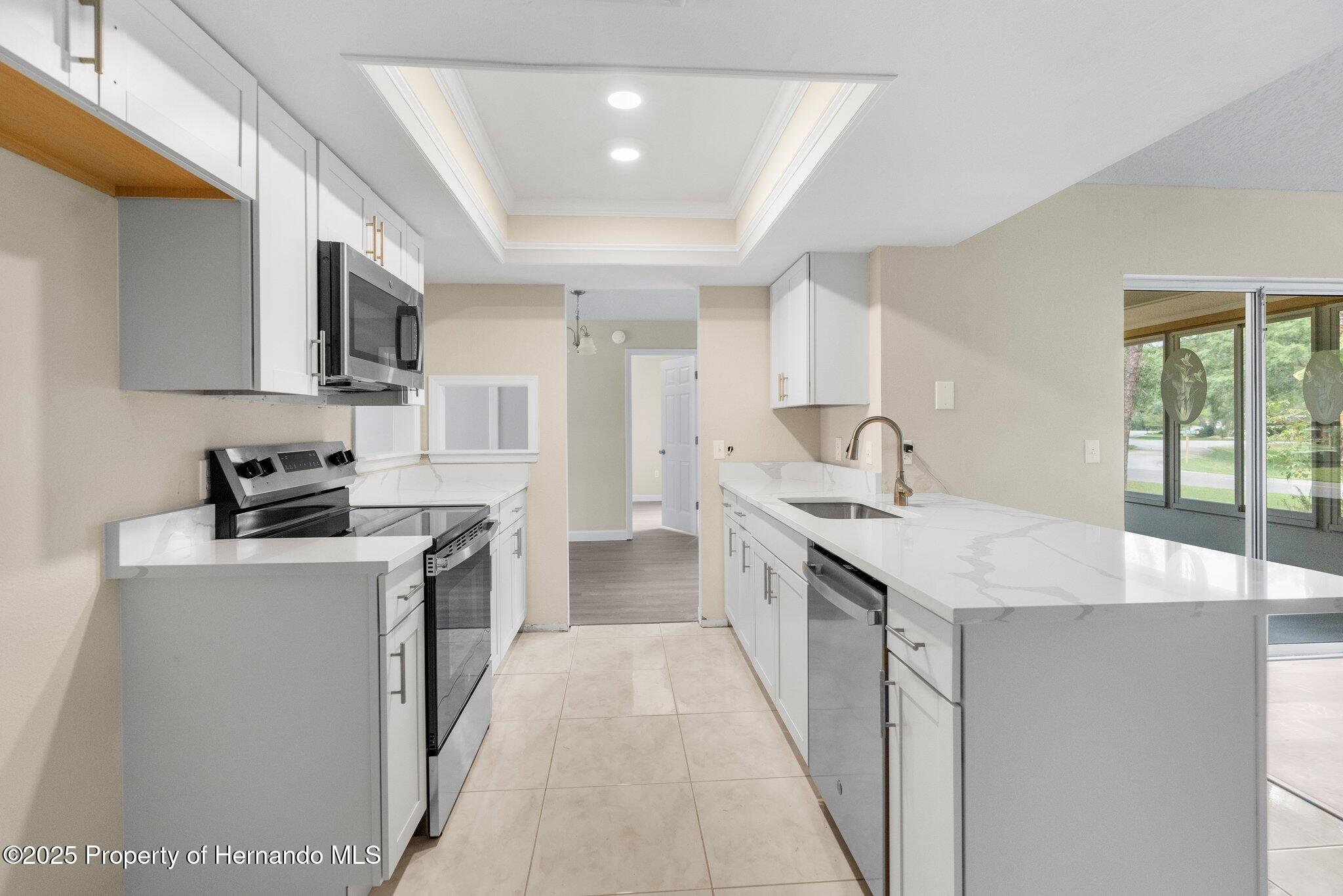 6509 Pine Meadows Drive, Spring Hill, Florida image 4