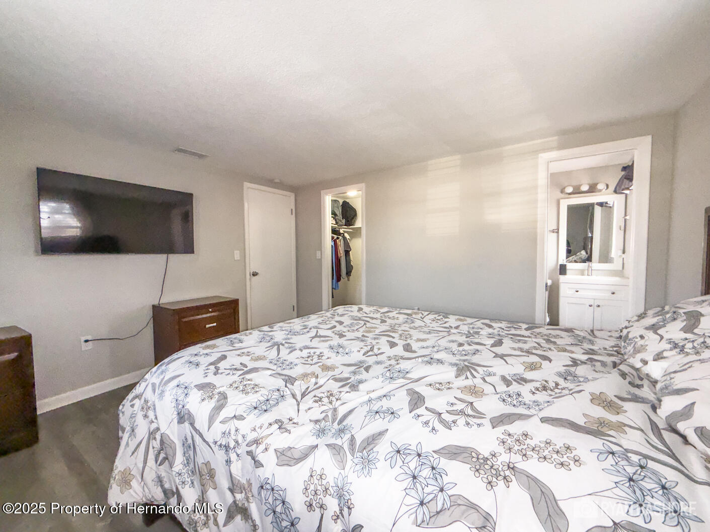 9825 Lakeside Lane, Port Richey, Florida image 28