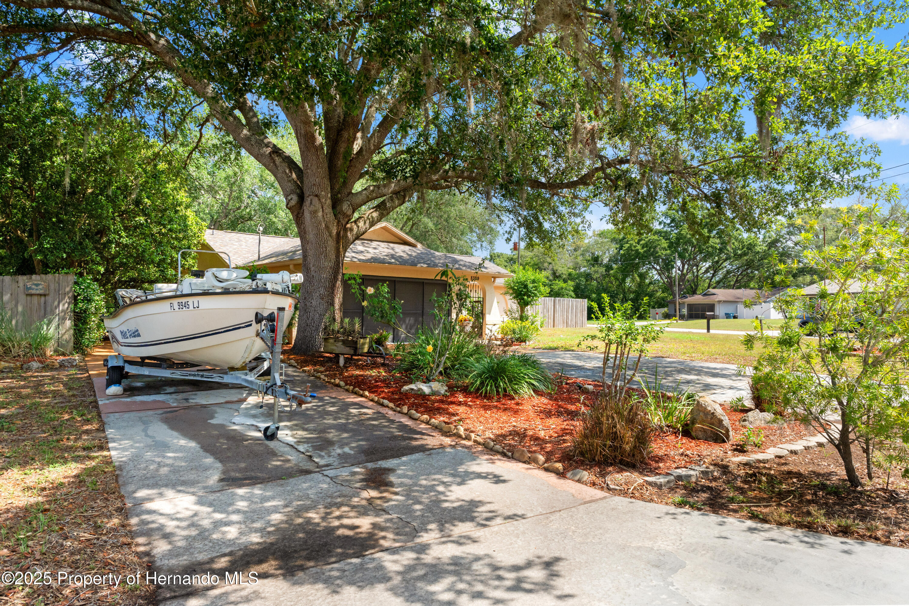 8309 Pebble Street, Spring Hill, Florida image 4