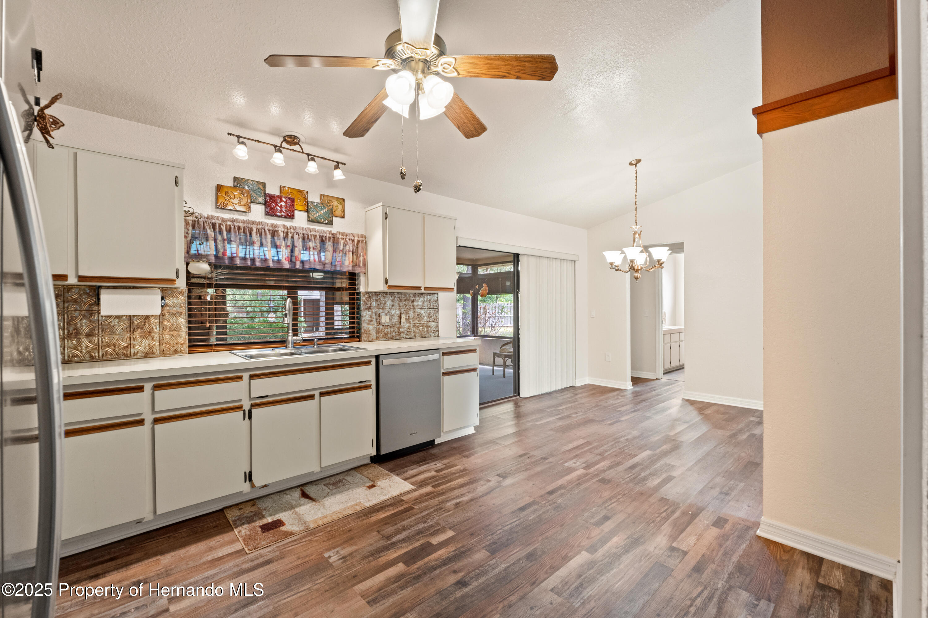 8309 Pebble Street, Spring Hill, Florida image 16