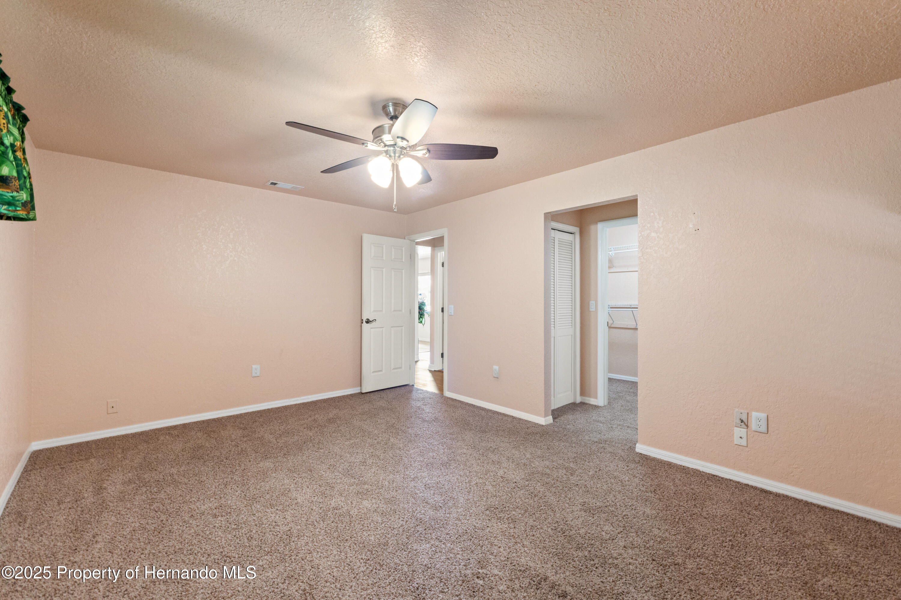 8309 Pebble Street, Spring Hill, Florida image 23
