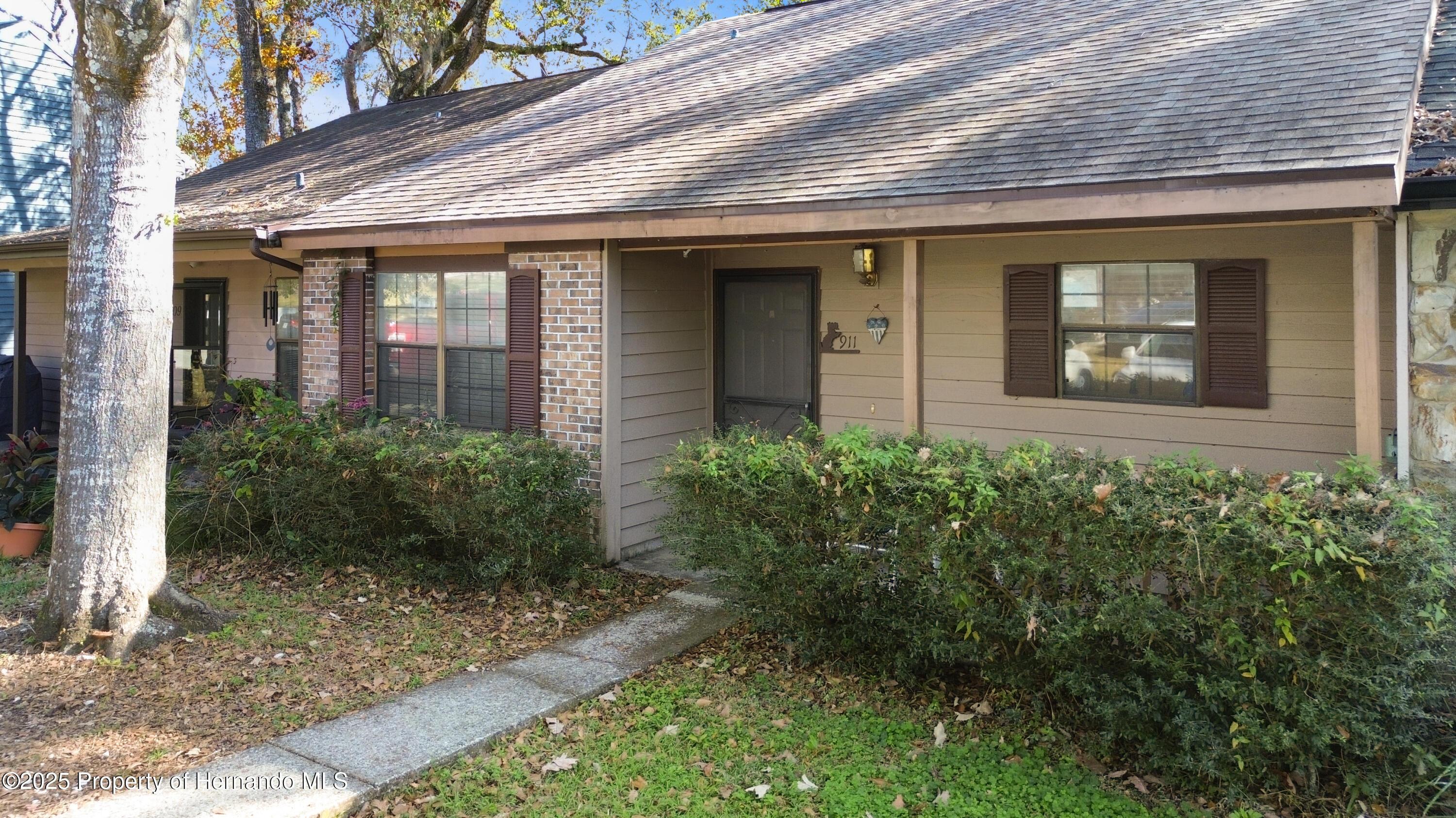 911 Candlebrook Lane, Brooksville, Florida image 1