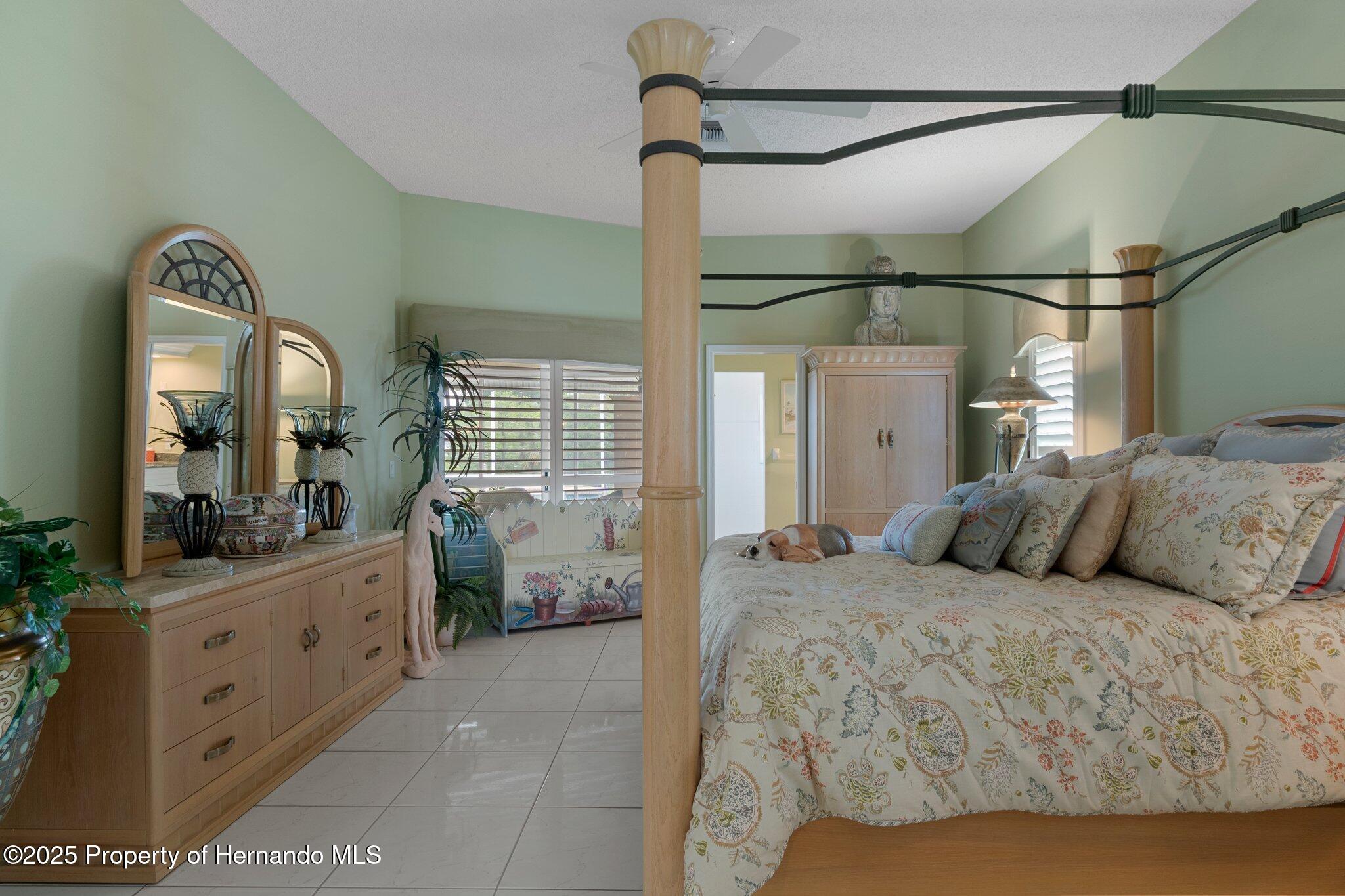 2048 Sparkling Waters Way, Spring Hill, Florida image 38