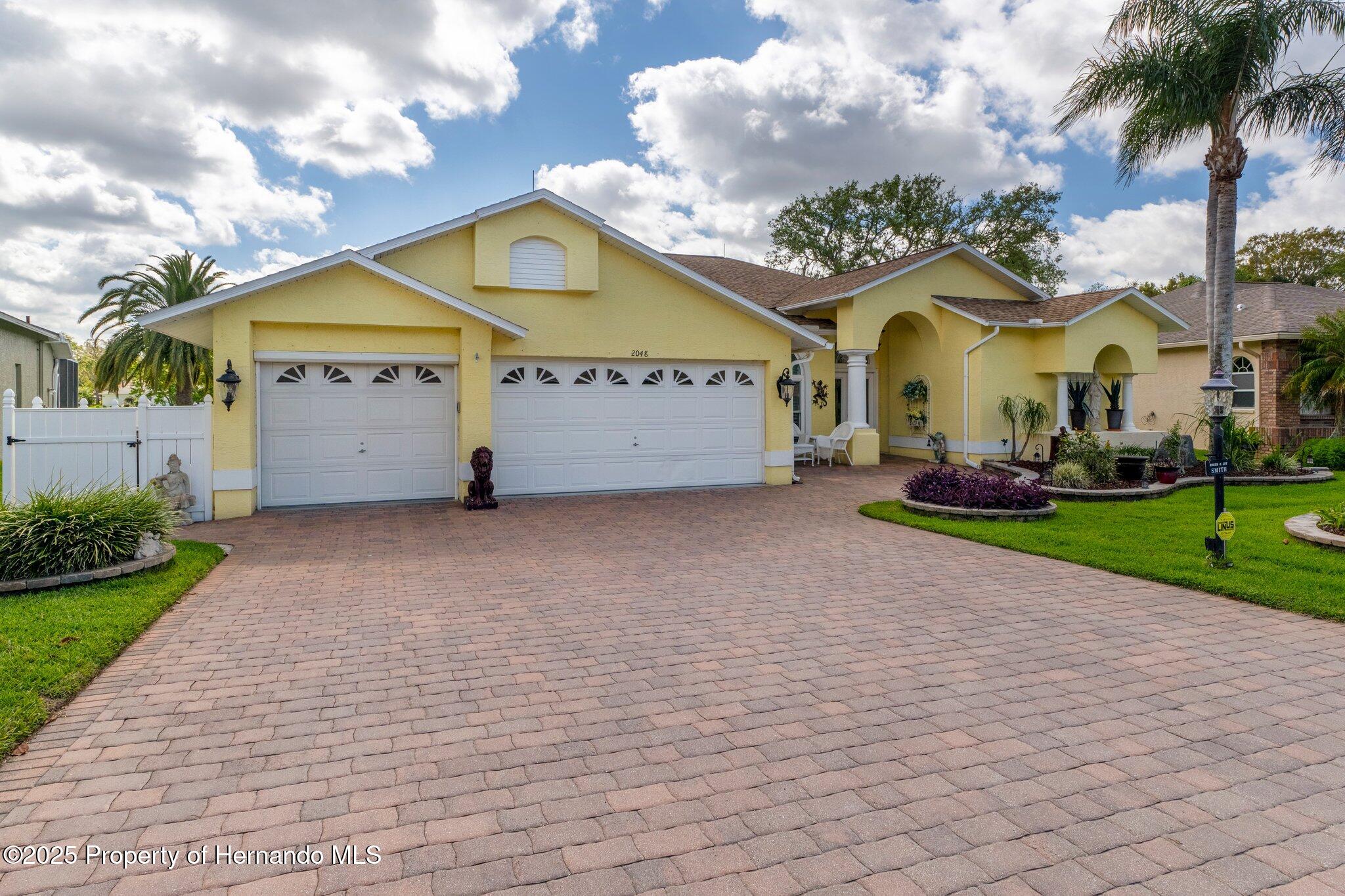 2048 Sparkling Waters Way, Spring Hill, Florida image 15