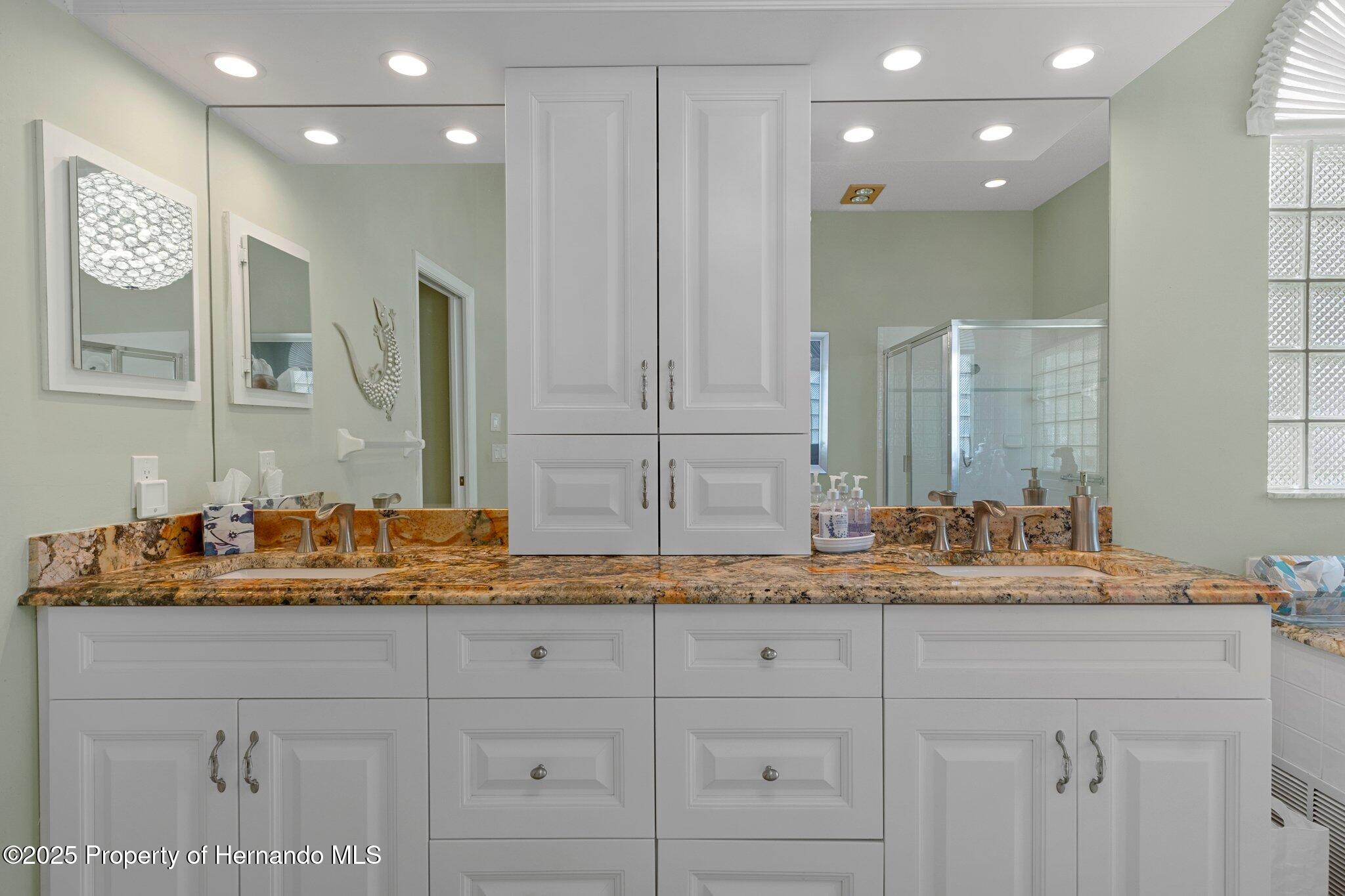 2048 Sparkling Waters Way, Spring Hill, Florida image 42