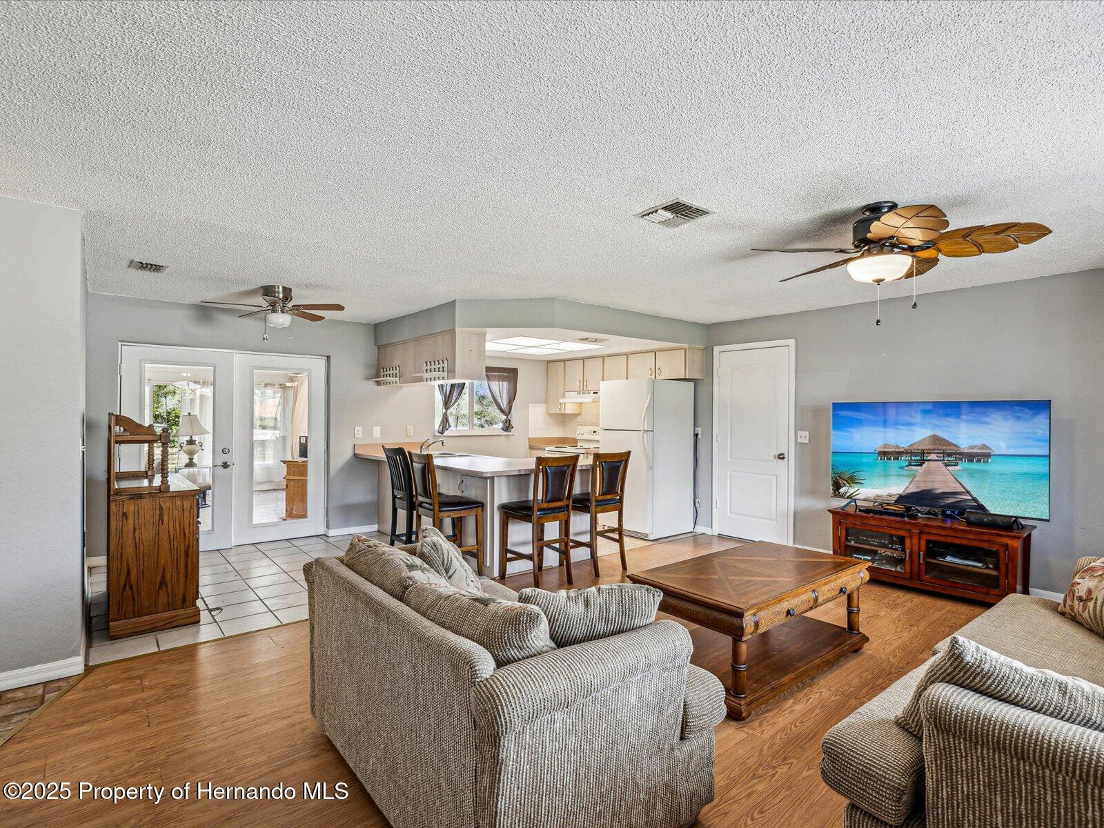 12511 Mountain Dove Road, Weeki Wachee, Florida image 9