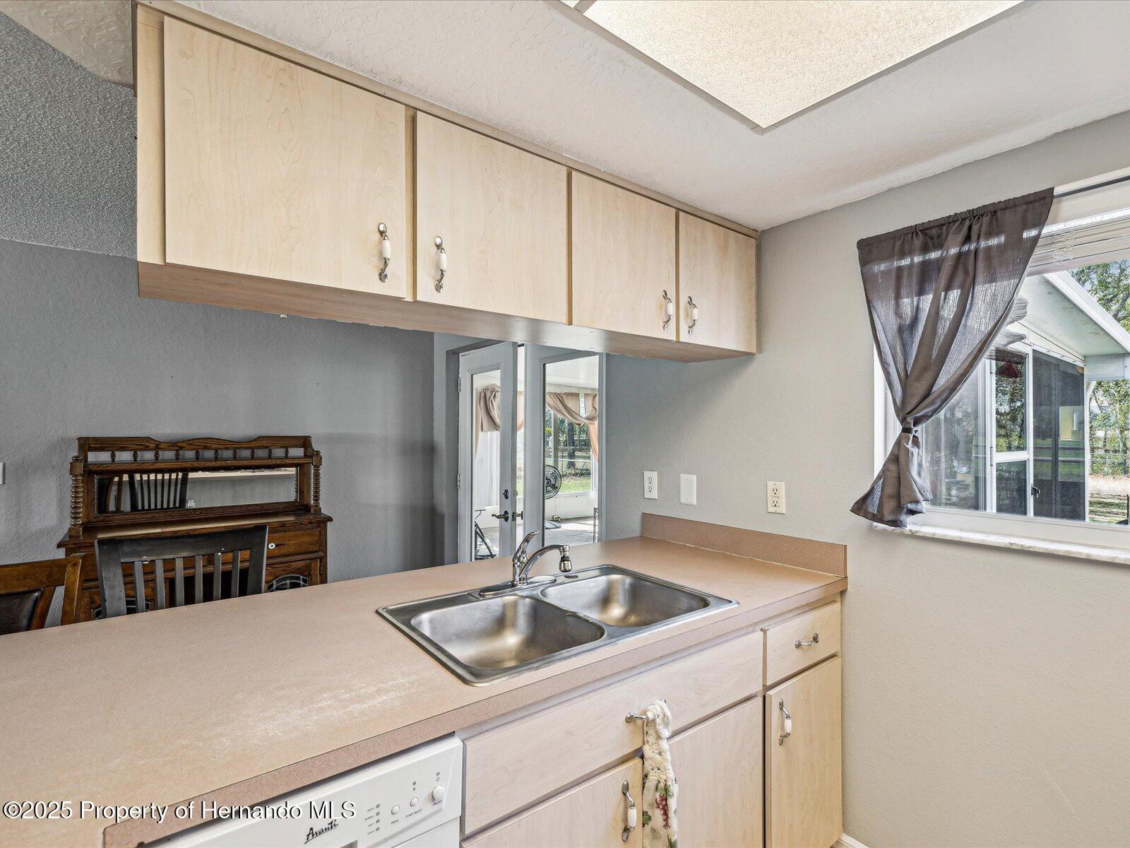 12511 Mountain Dove Road, Weeki Wachee, Florida image 16