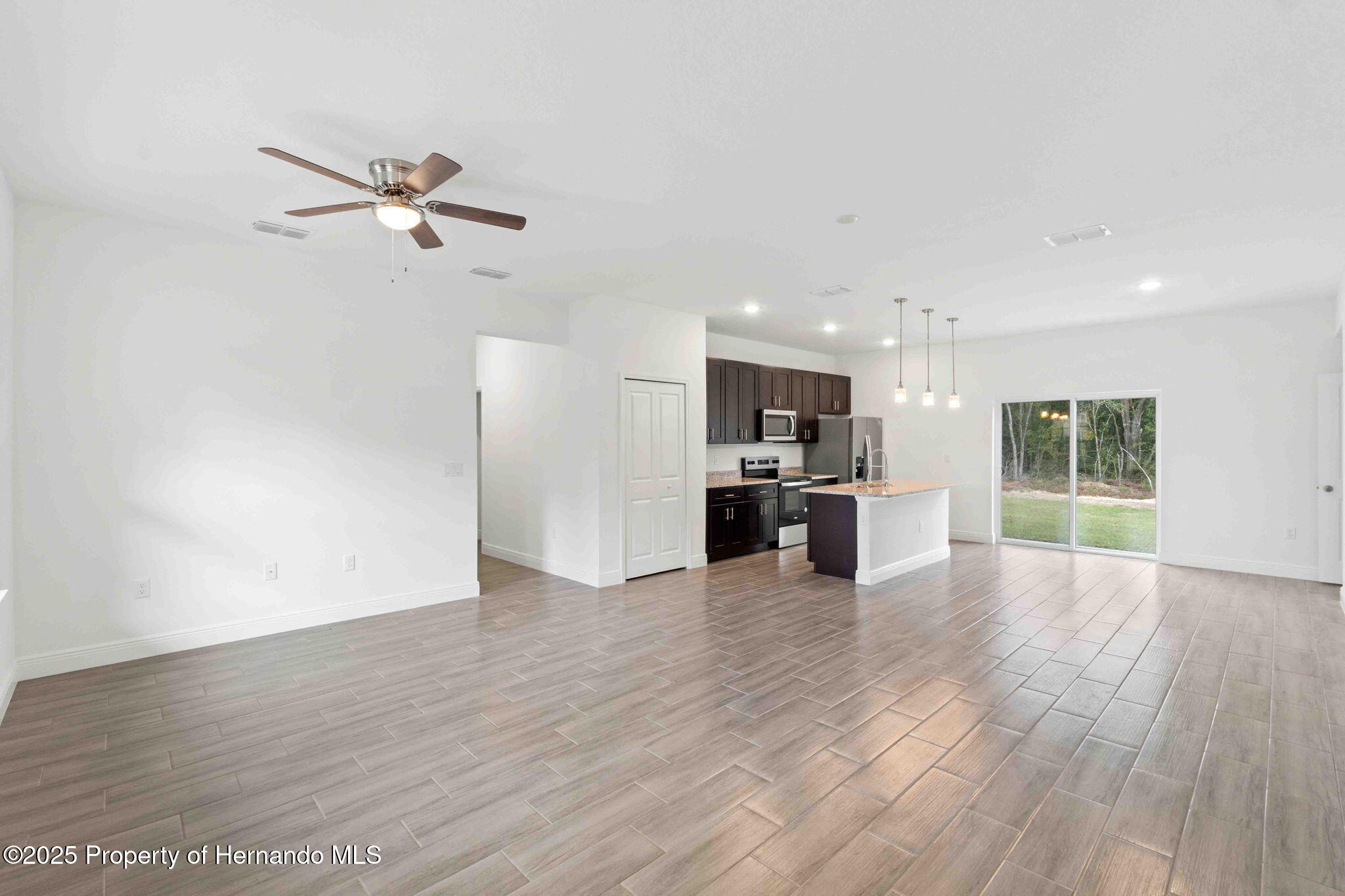 9908 N Essex Terrace, Dunnellon, Florida image 4