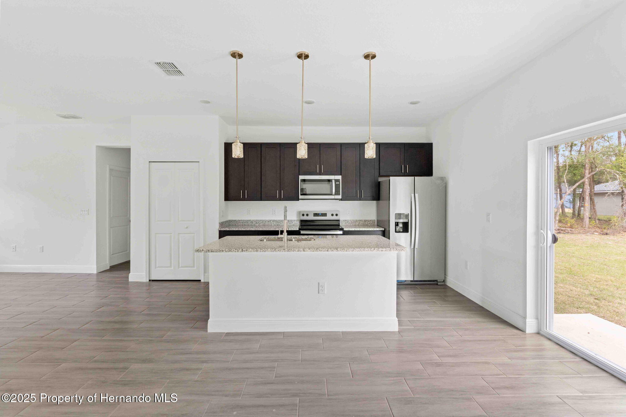9908 N Essex Terrace, Dunnellon, Florida image 7