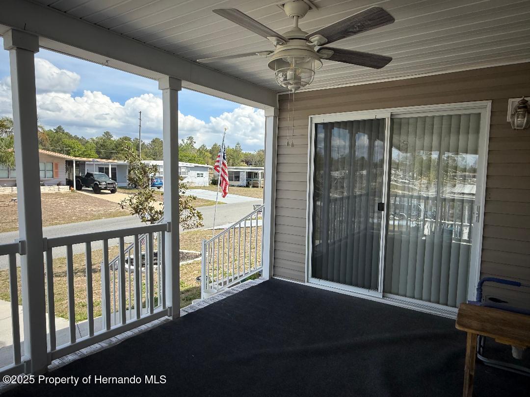 8057 Eastern Cir Drive, Brooksville, Florida image 4