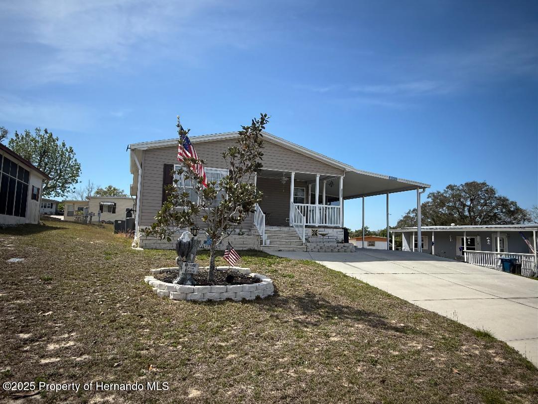 8057 Eastern Cir Drive, Brooksville, Florida image 45