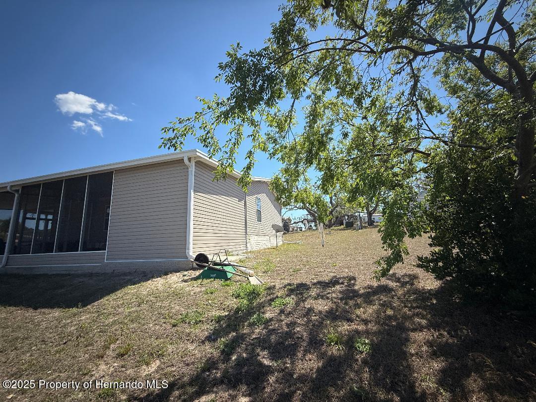 8057 Eastern Cir Drive, Brooksville, Florida image 48