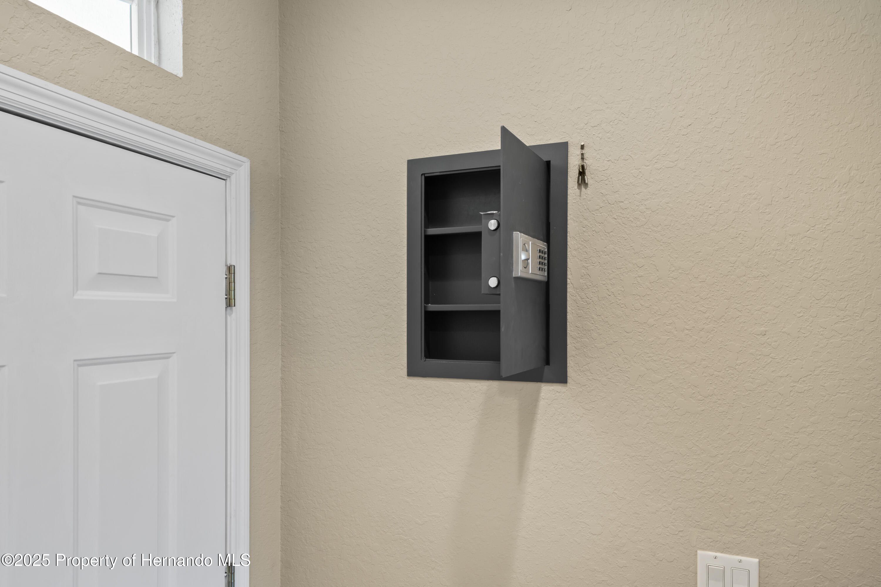 4431 Caliquen Drive, Brooksville, Florida image 7