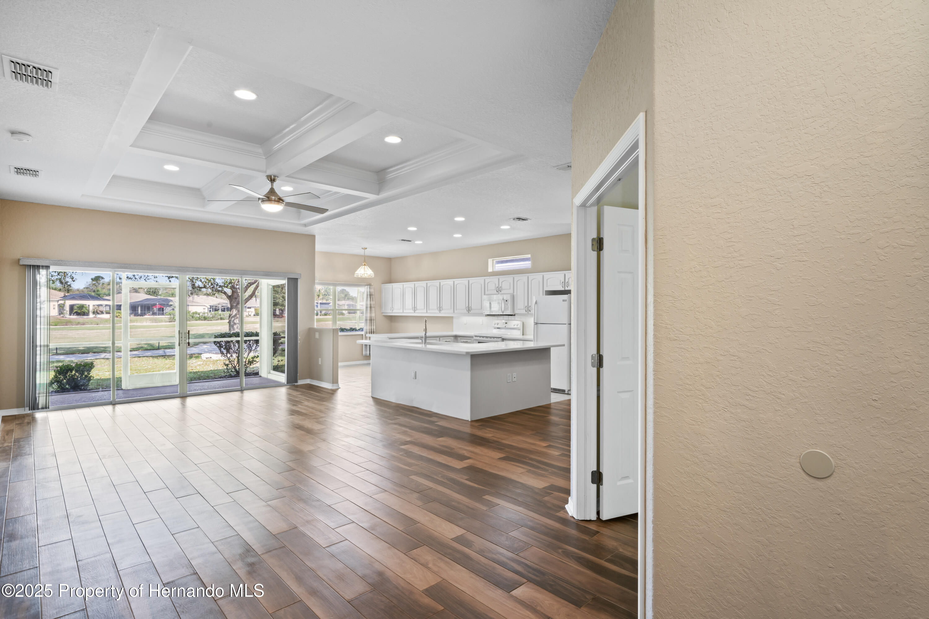 4431 Caliquen Drive, Brooksville, Florida image 8