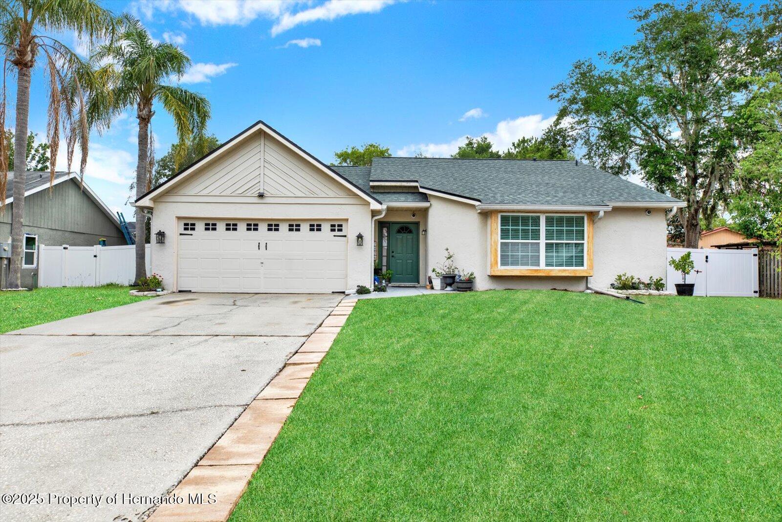 7420 Goldeneye Drive, New Port Richey, Florida image 2