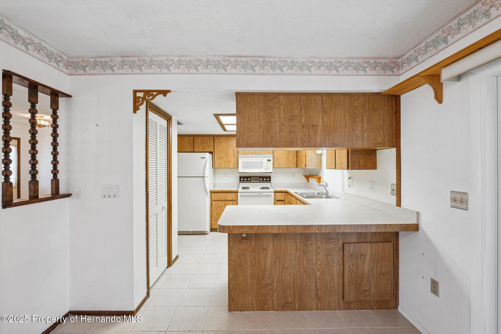2482 Whitewood Avenue, Spring Hill, Florida image 11