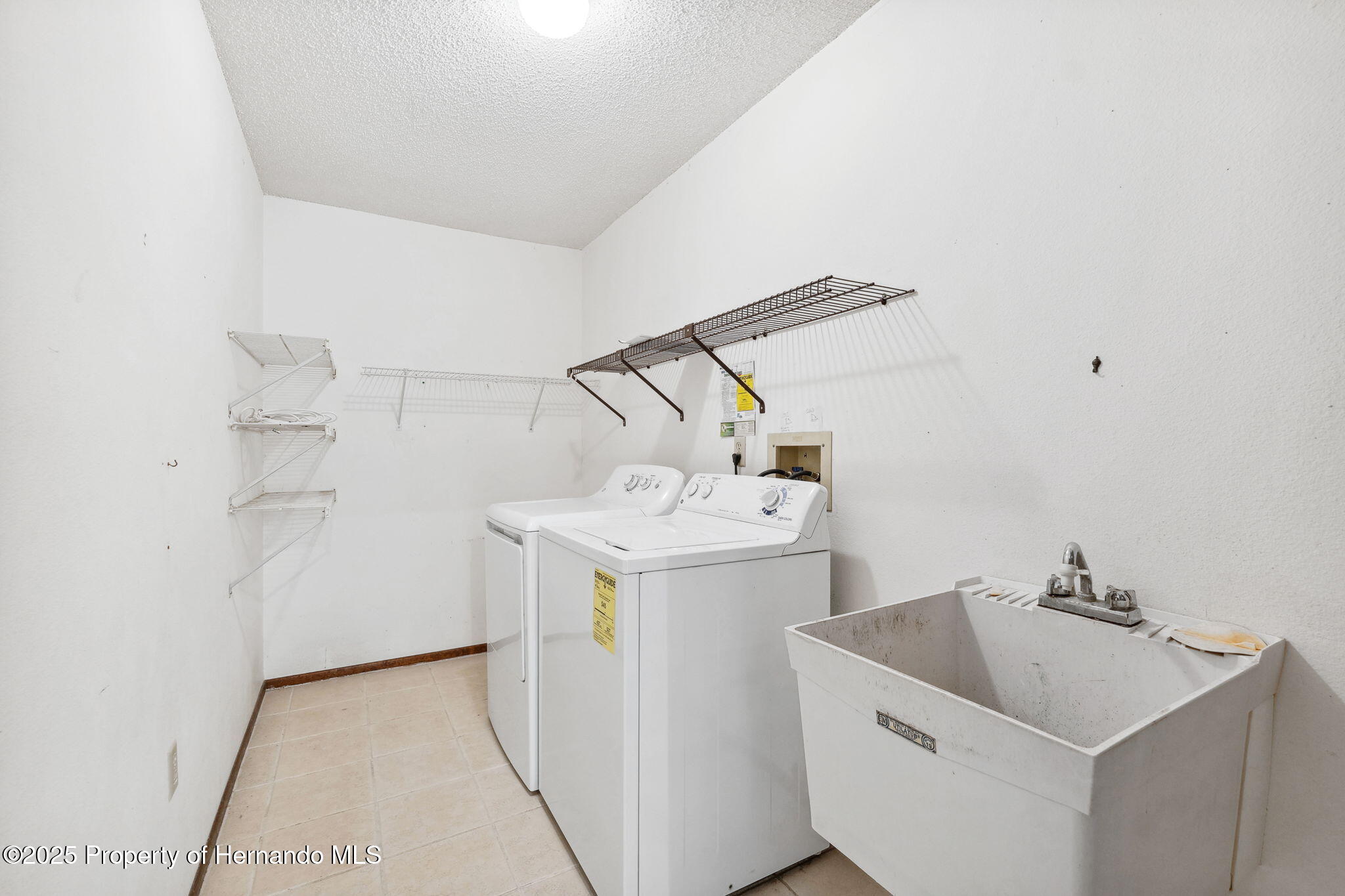 2482 Whitewood Avenue, Spring Hill, Florida image 25