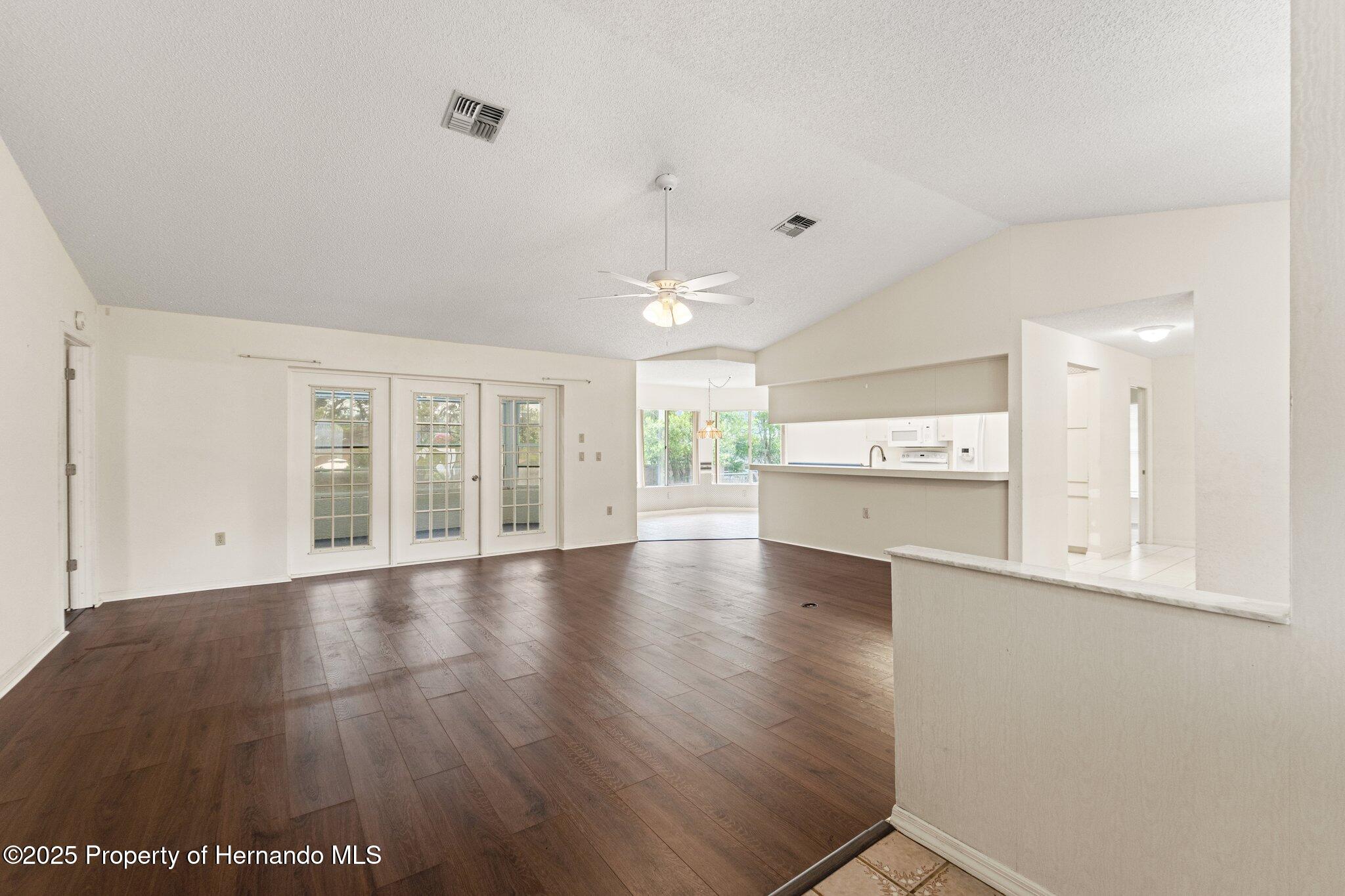 6058 Waycross Drive, Spring Hill, Florida image 5