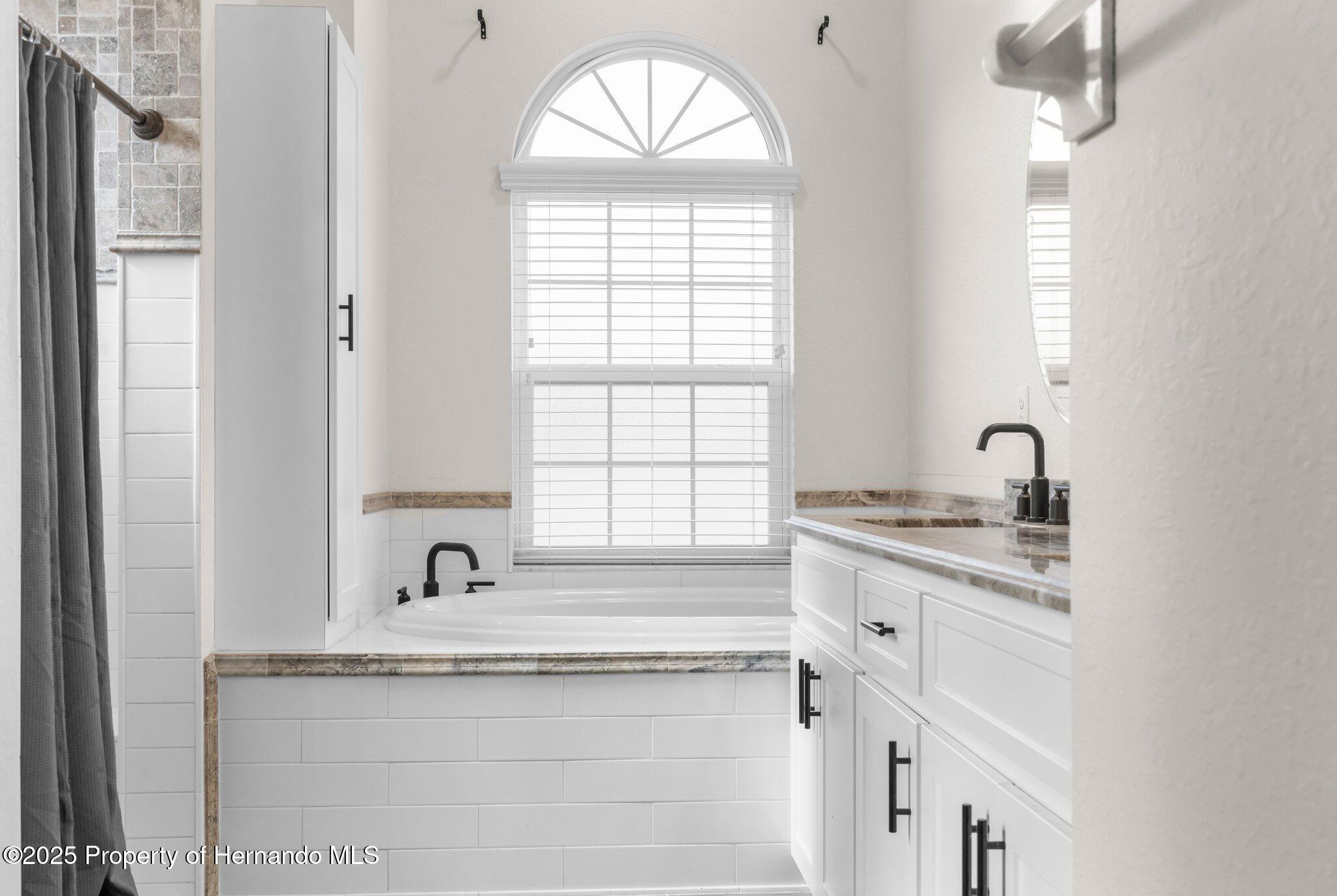 13254 Kitty Road, Weeki Wachee, Florida image 39