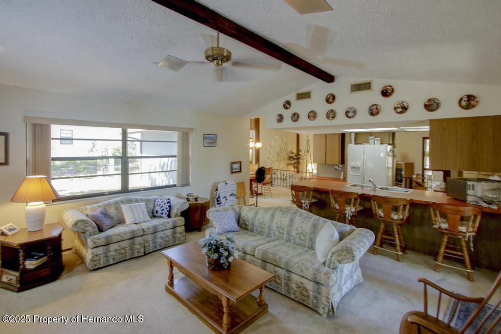 8664 Heather Boulevard, Weeki Wachee, Florida image 12