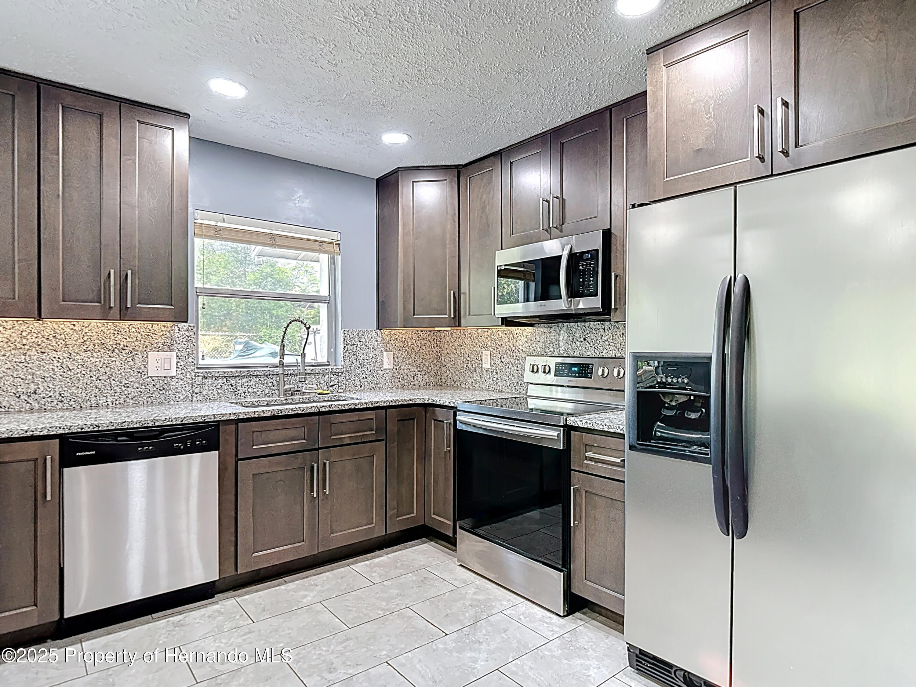 11340 Corinthian Street, Spring Hill, Florida image 20