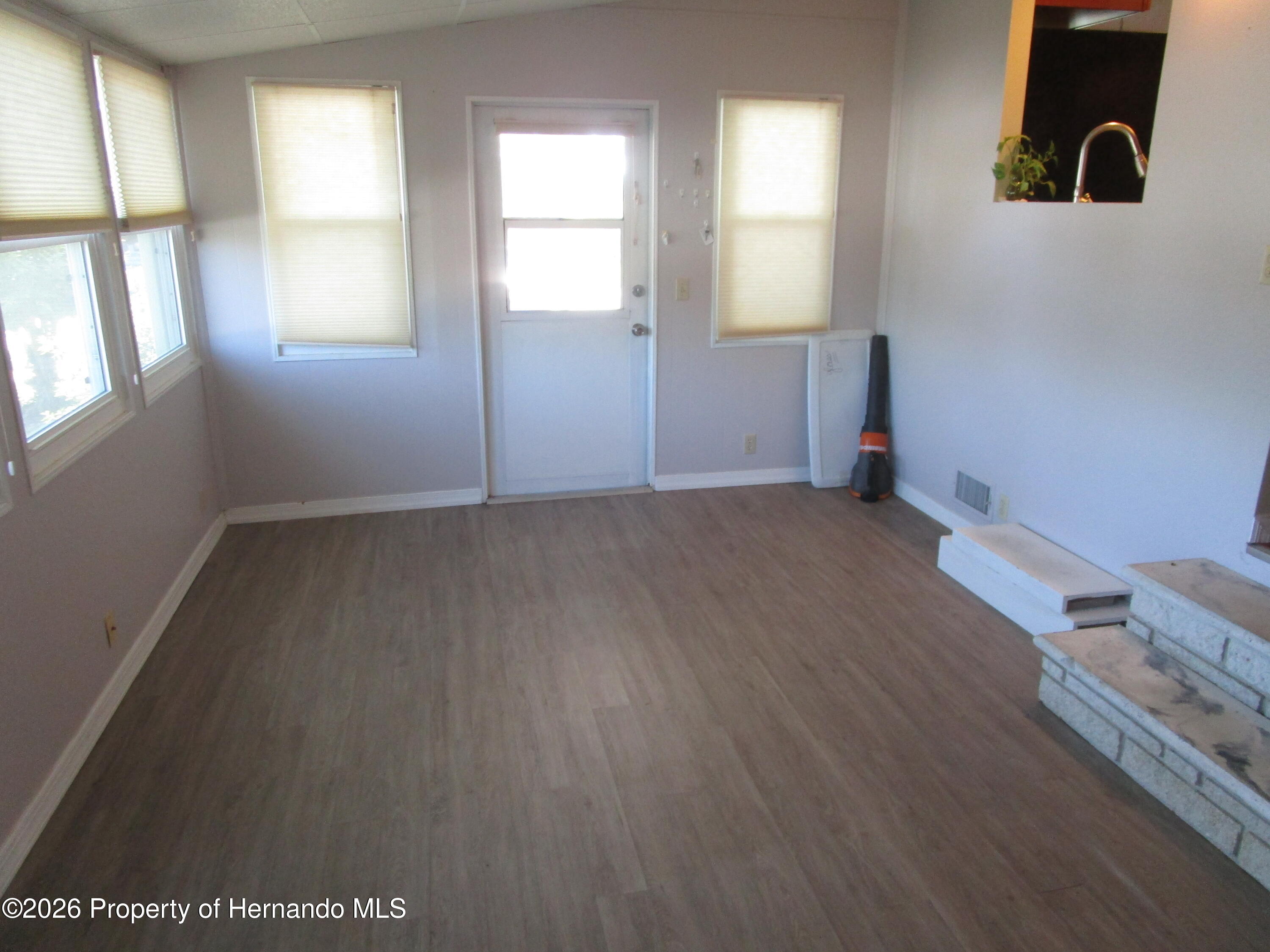 7530 Moriah Avenue unit 6