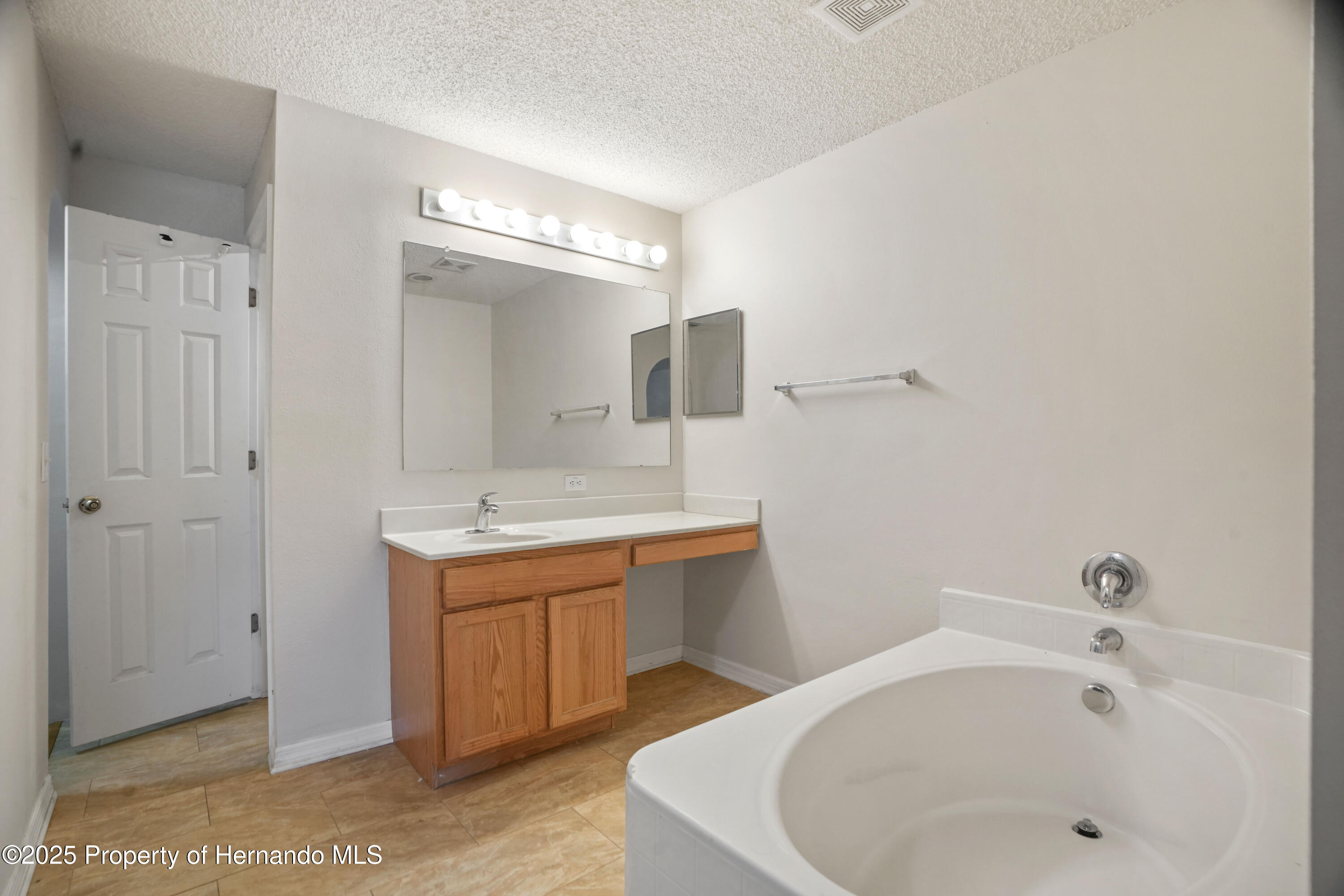 8388 Maltby Road, Spring Hill, Florida image 24