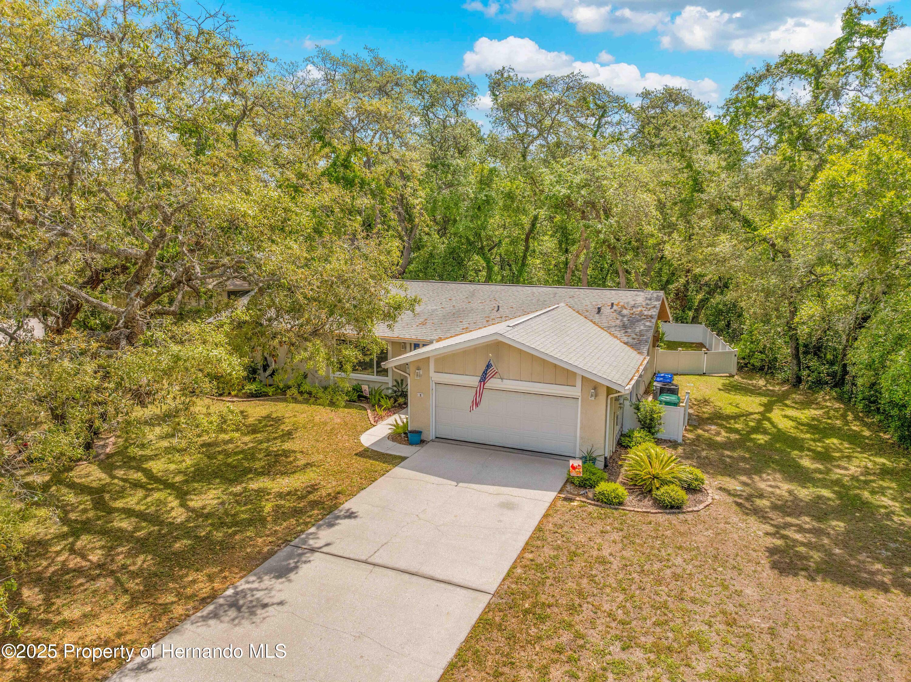 5 Shumard Court, Homosassa, Florida image 2