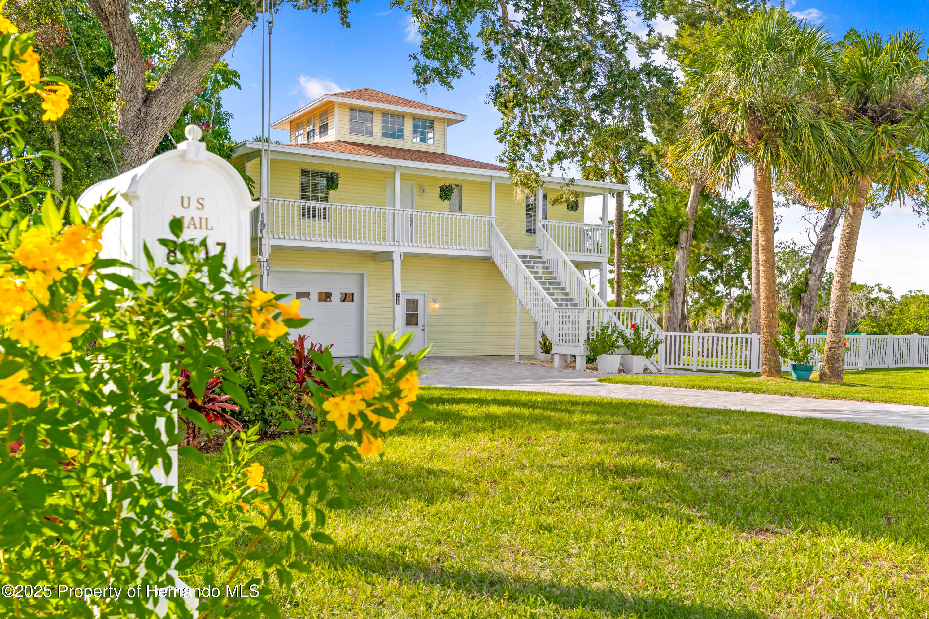 8717 Betty Street, Port Richey, Florida image 1