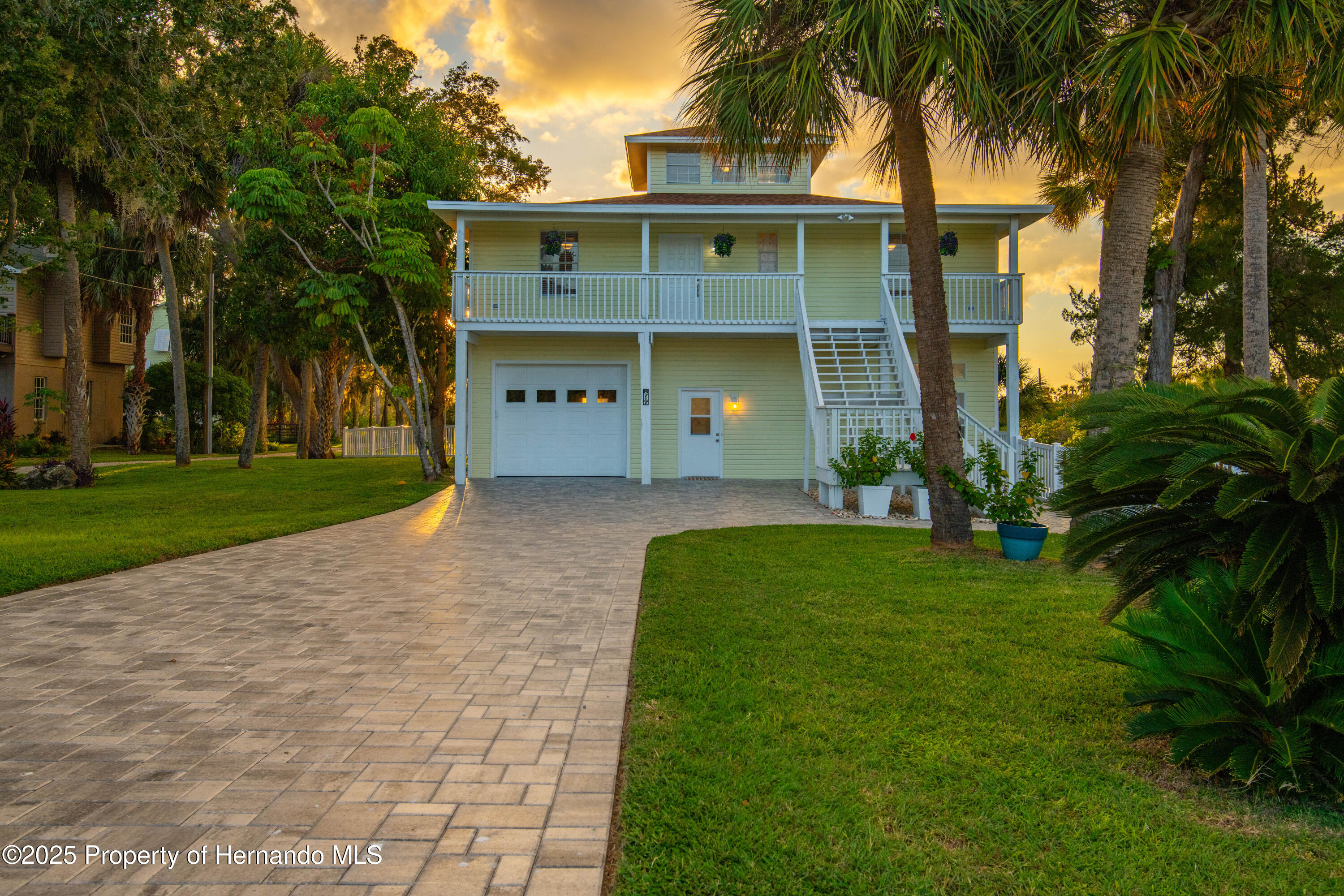 8717 Betty Street, Port Richey, Florida image 40