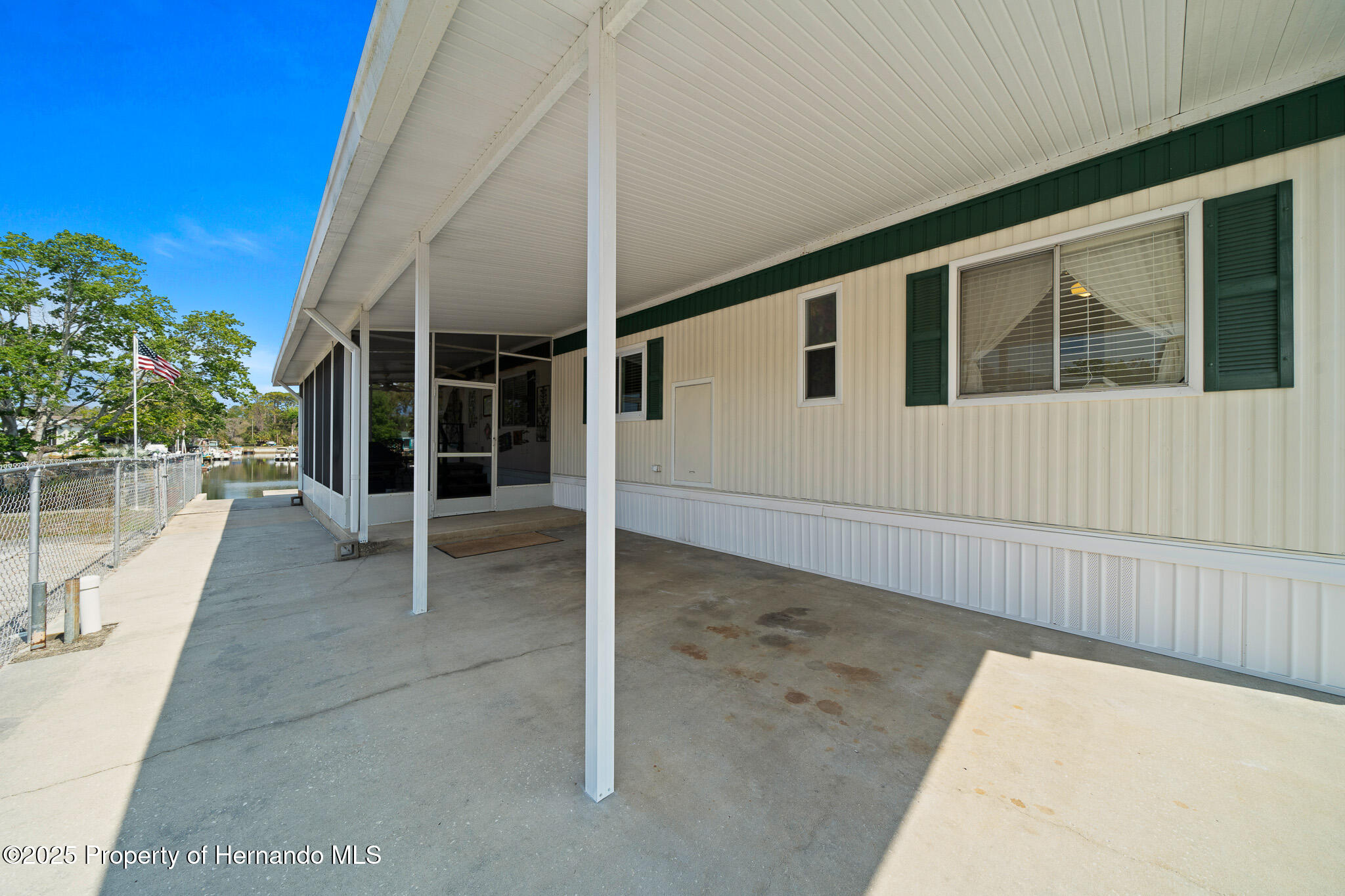 6448 W Richard Drive, Weeki Wachee, Florida image 8