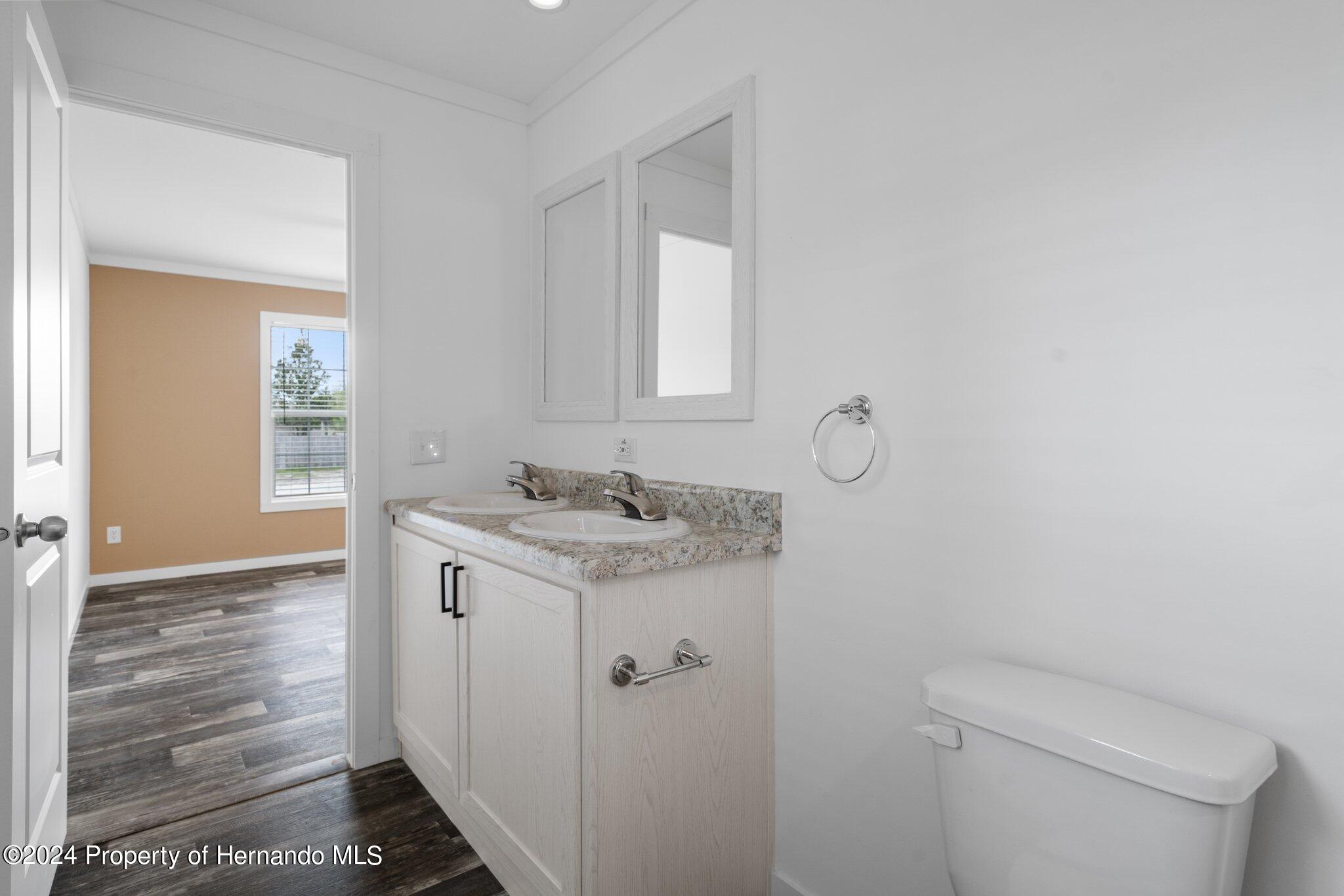 Spring Hill, Florida 34604, United States, 3 Bedrooms Bedrooms, ,2 BathroomsBathrooms,Residential,Pending,33065