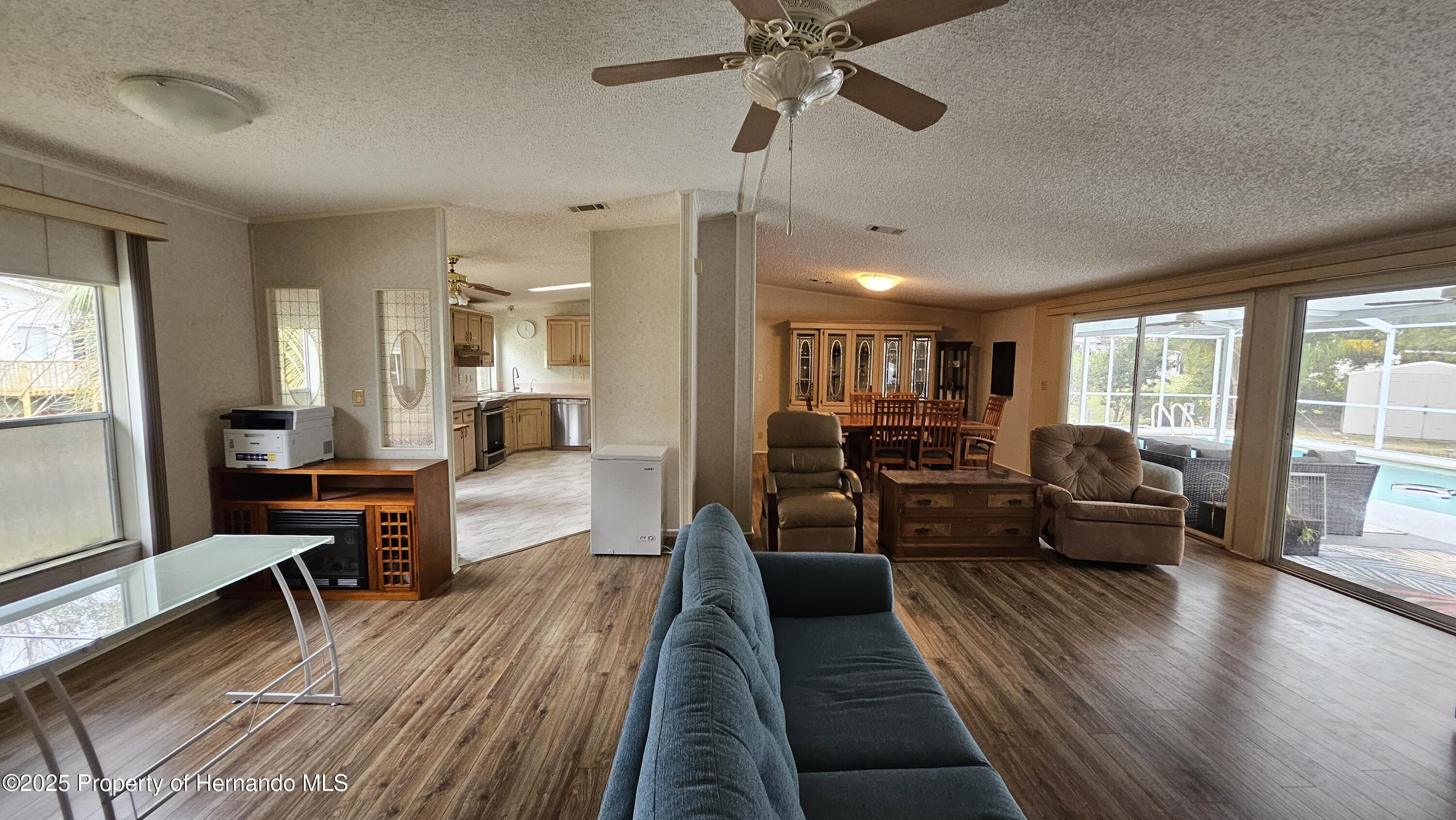 18062 Carrolwood Drive, Brooksville, Florida image 8