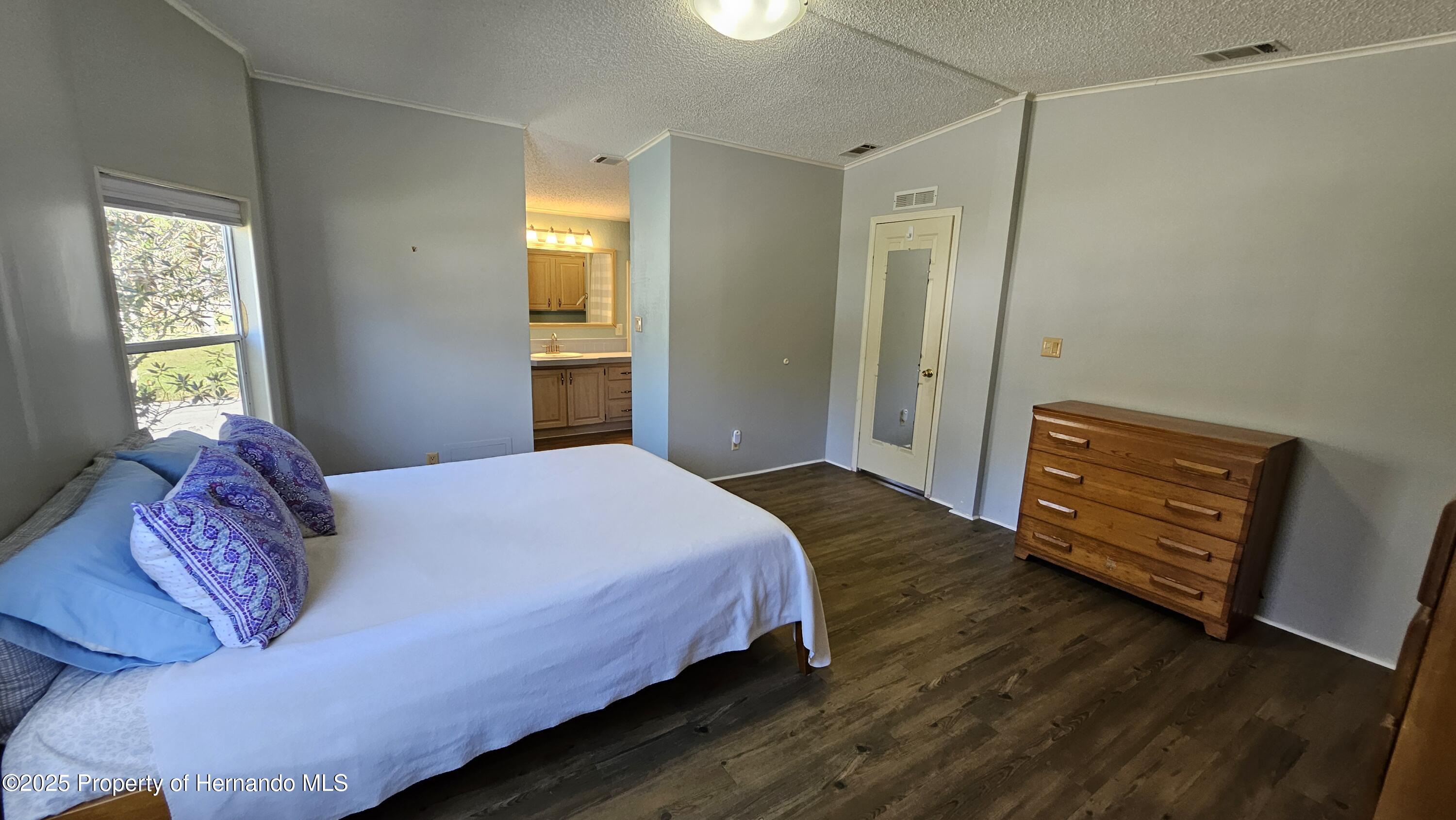 18062 Carrolwood Drive, Brooksville, Florida image 15