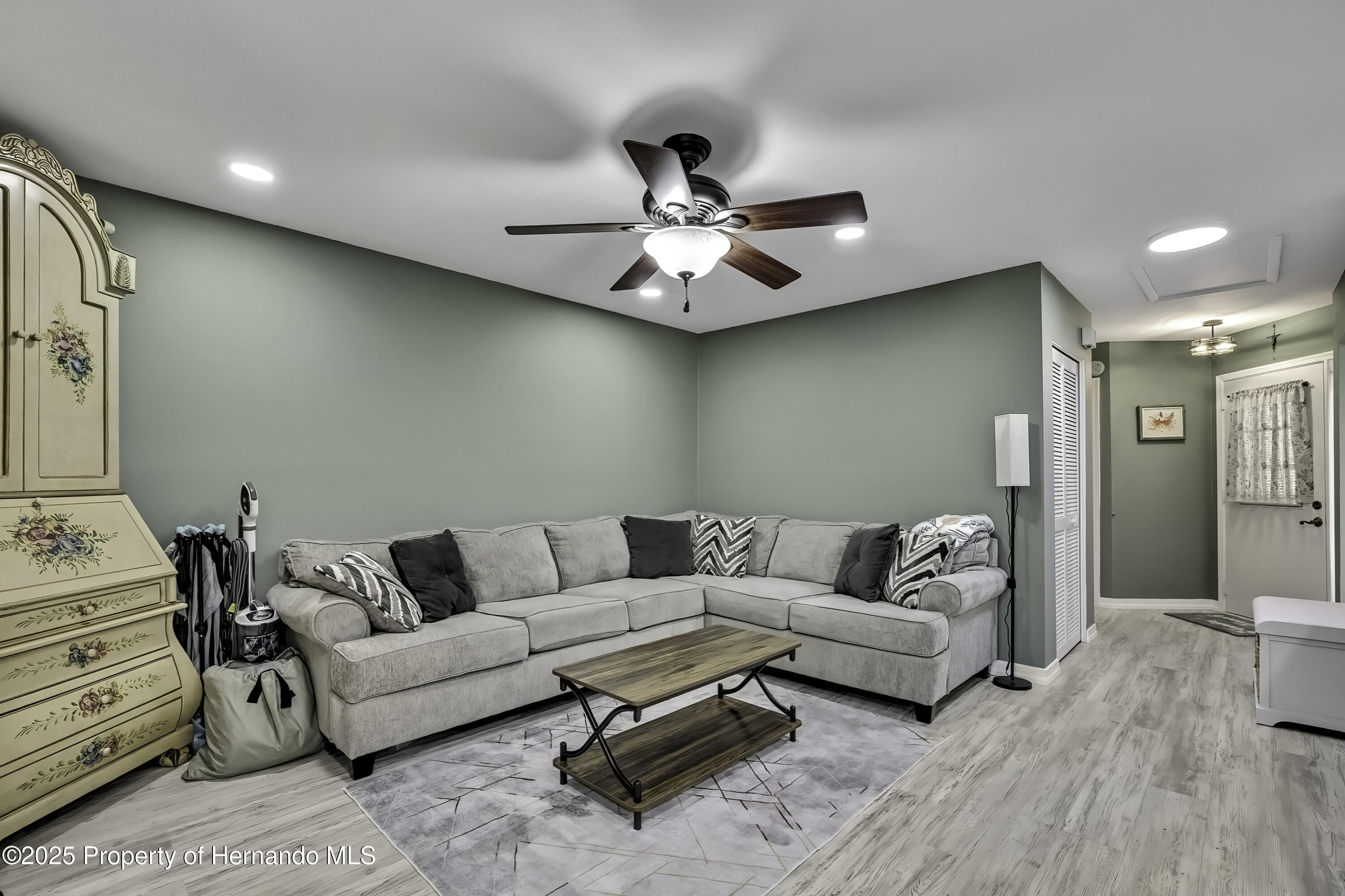 6395 Pinestand Court, Spring Hill, Florida image 11
