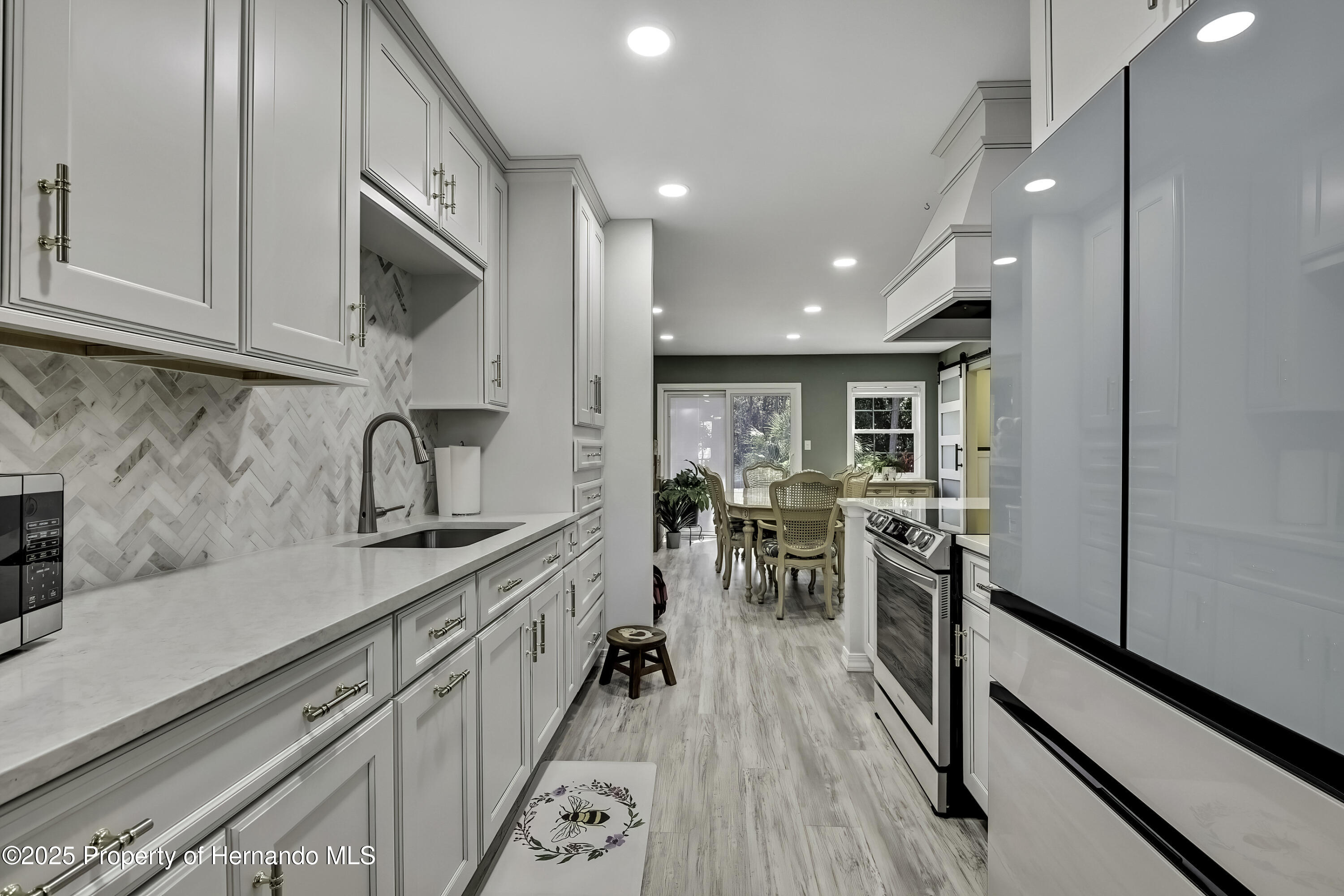 6395 Pinestand Court, Spring Hill, Florida image 6