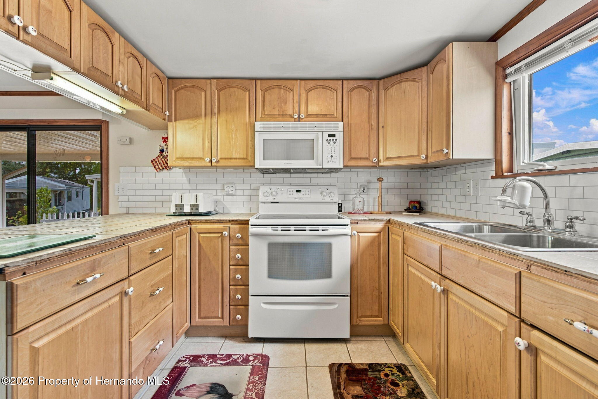 9483 Gray Fox Drive