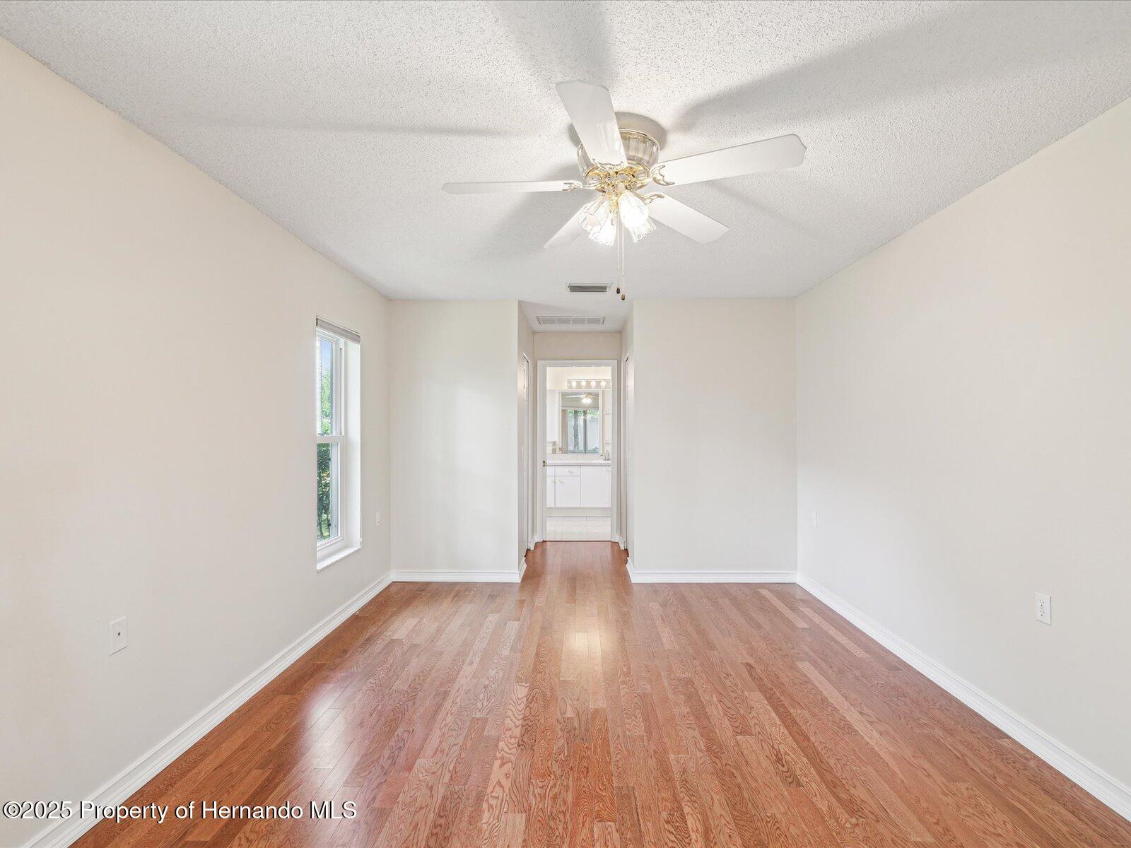 8248 Sugarbush Drive, Spring Hill, Florida image 23