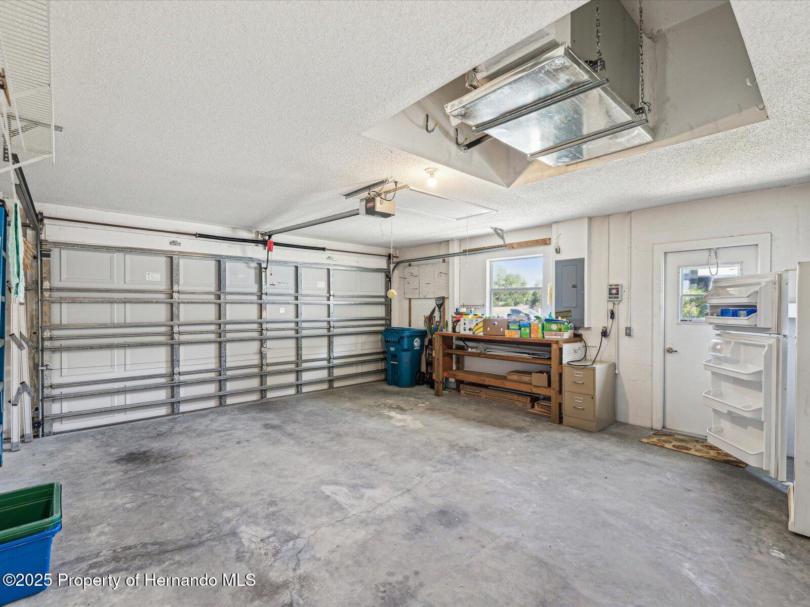 8248 Sugarbush Drive, Spring Hill, Florida image 41