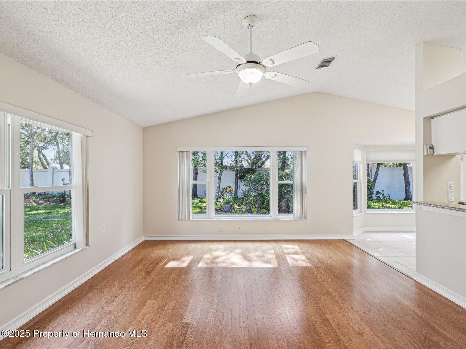 8248 Sugarbush Drive, Spring Hill, Florida image 20