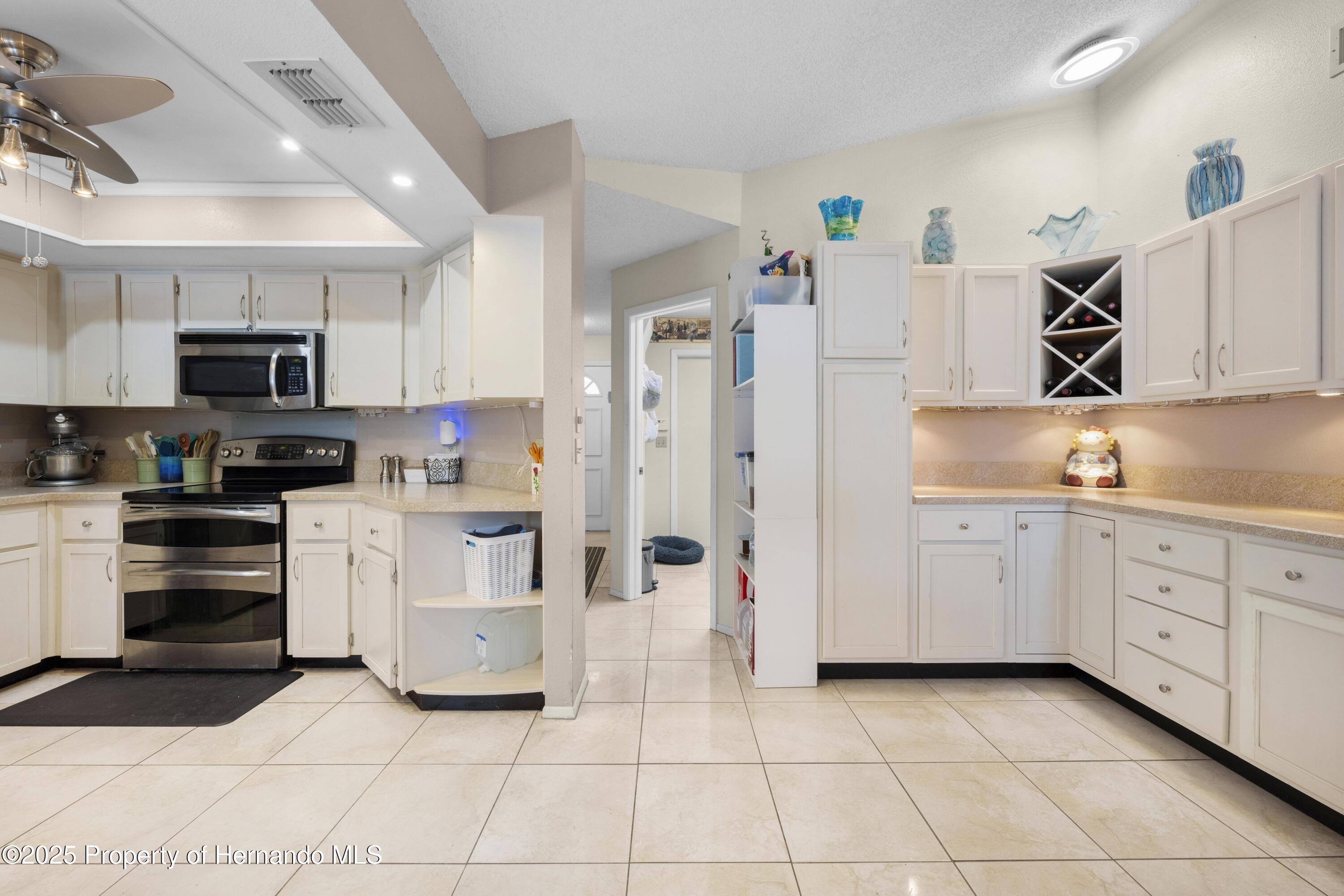 4419 Gaston Street, Spring Hill, Florida image 20